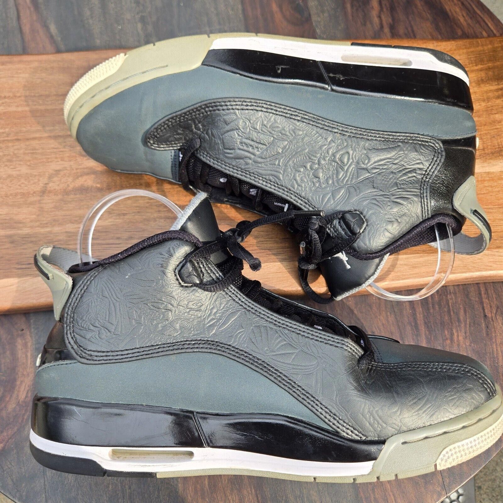 Designer Nike Air Jordan Dub Zero Charcoal Wolf SZ 7Y 311047-004 AS2 Size US 7 / EU 40 - 6 Thumbnail