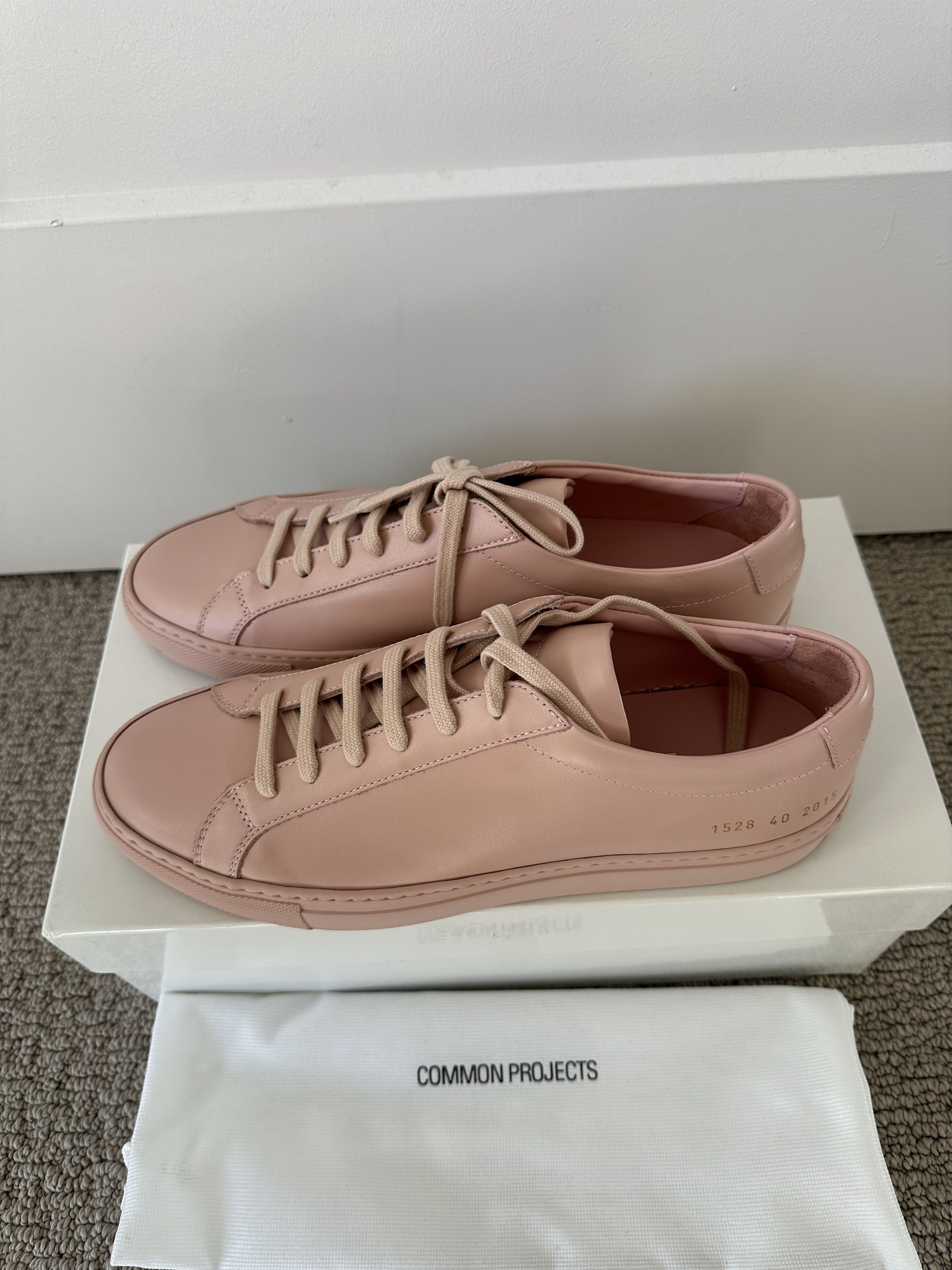 Common Projects Common Projects Achilles Low Blush US 7 / EU 40 Size US 7 / EU 40 - 3 Thumbnail