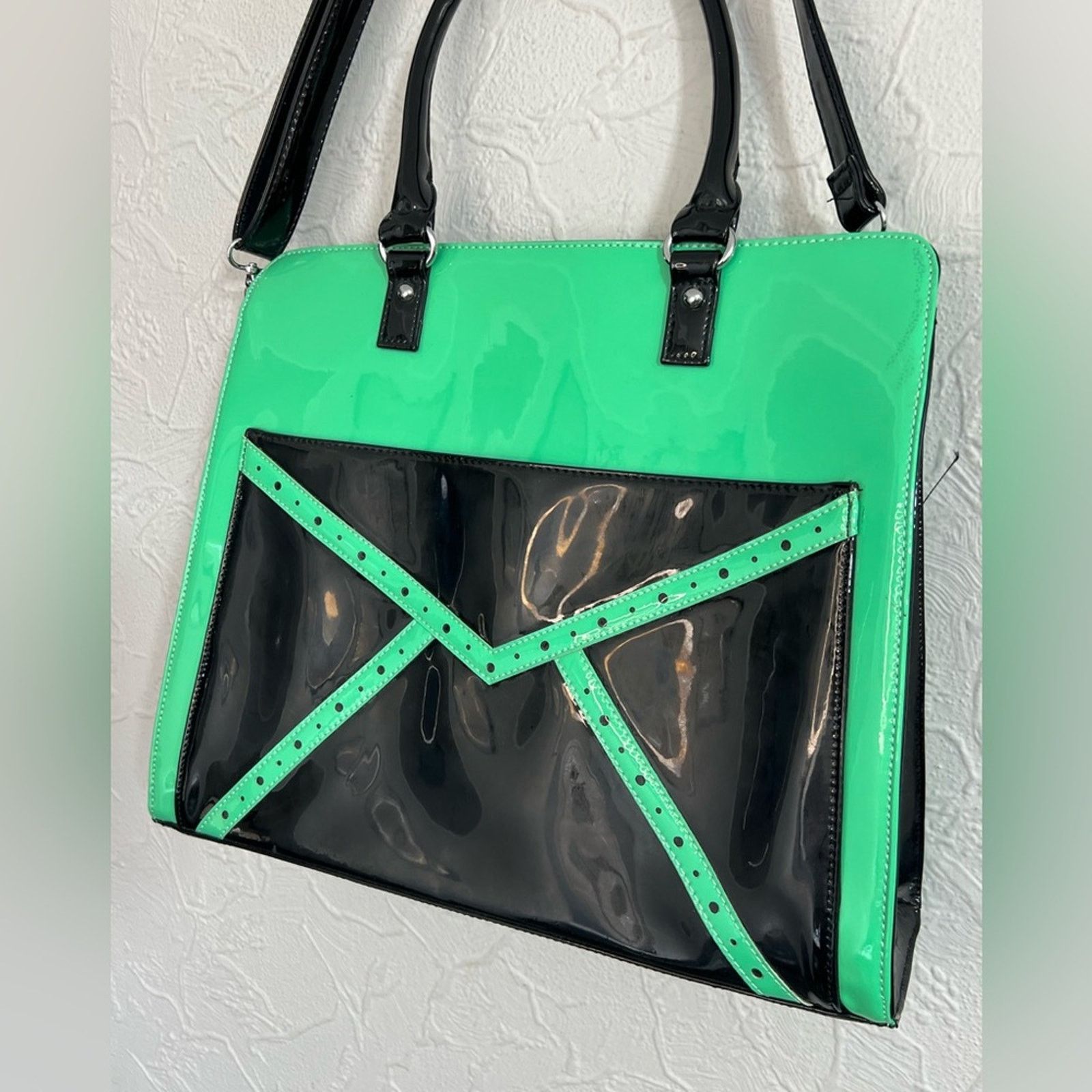 Other Tailor & Twirl Retro VTG Mint And Black Patent Leather Tote Size ONE SIZE - 5 Thumbnail