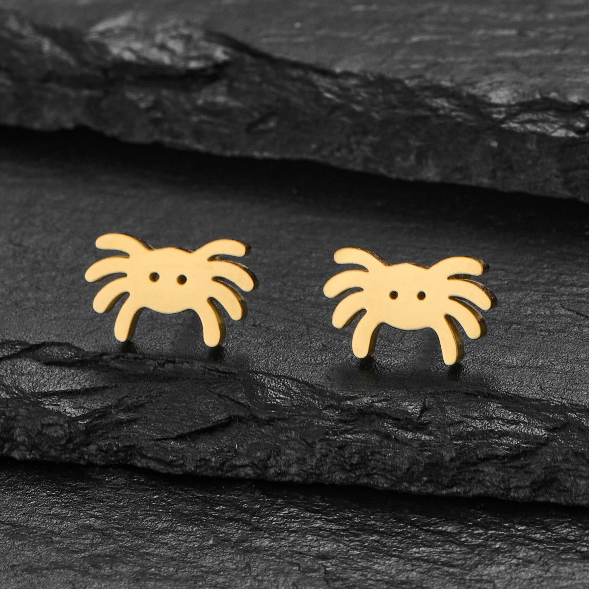 Jewelry Crab Mini Stud Earrings Charm Earring Gift Size ONE SIZE - 1 Thumbnail