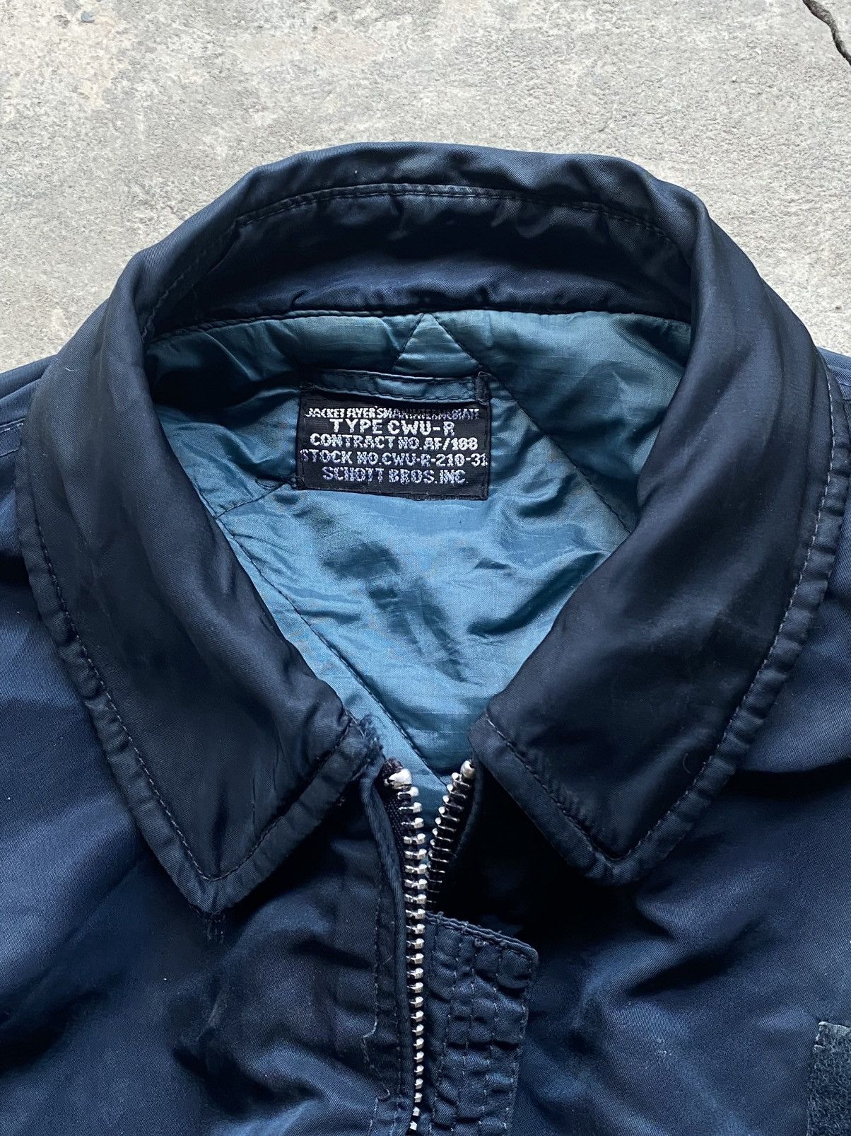 Alpha Industries SCHOTT CWU-R BOMBER MILITARY FLIGHT 🪖 Size US L / EU 52-54 / 3 - 9 Thumbnail