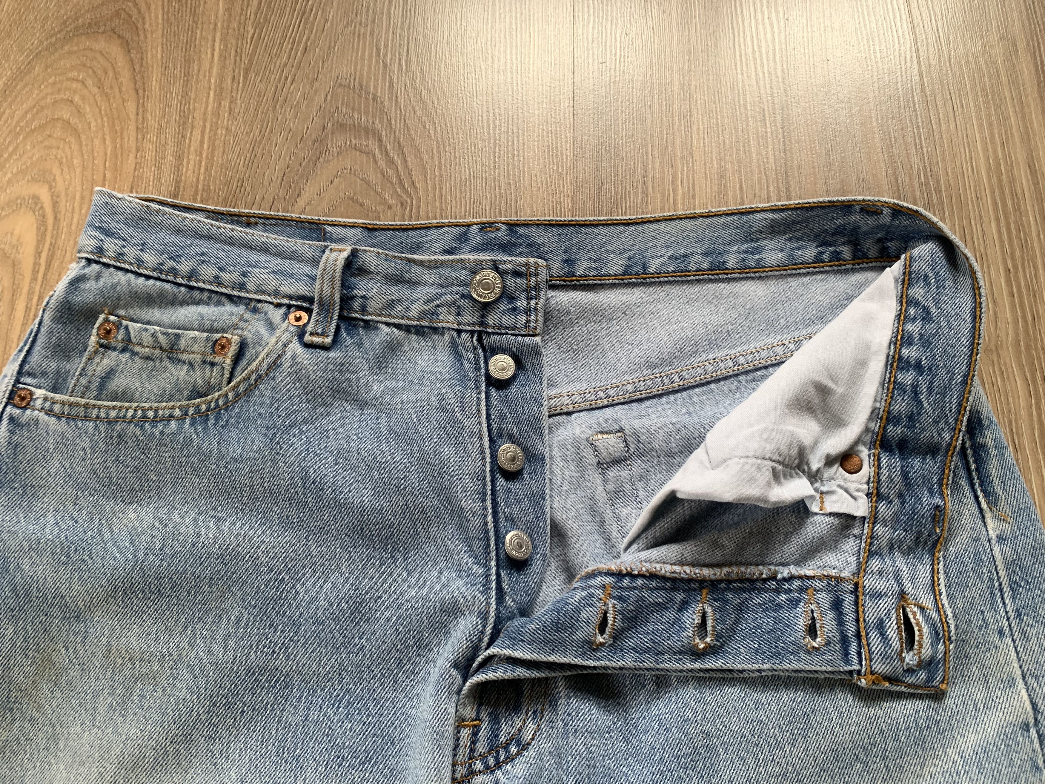 Levi's Vintage Clothing Vintage Levi’s 501 Made in USA Light Wash Jeans Size US 34 / EU 50 - 5 Thumbnail