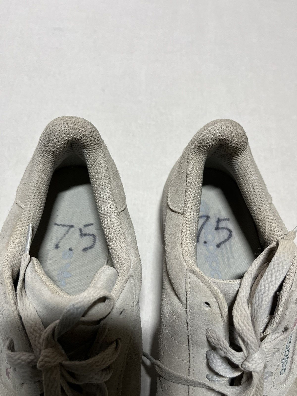 Adidas Yeezy calabasas powerphase size 5.5 Size US 7.5 / EU 40-41 - 4 Thumbnail