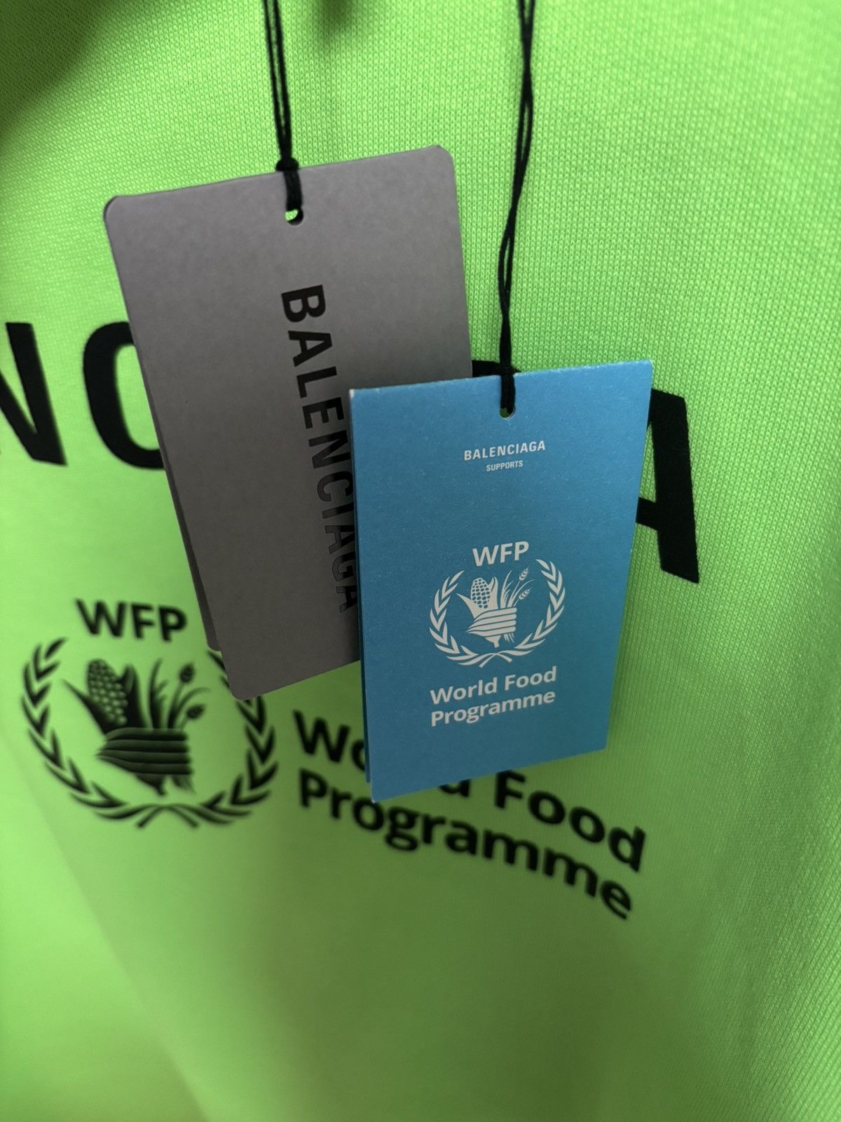 Balenciaga BALENCIAGA “WFP” Hoodie Size US S / EU 44-46 / 1 - 3 Thumbnail