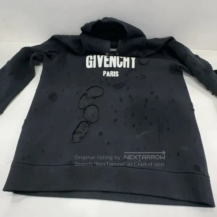 Givenchy Givenchy Logo Print Long-Sleeve Hoodie. Size US S / EU 44-46 / 1 - 3 Thumbnail