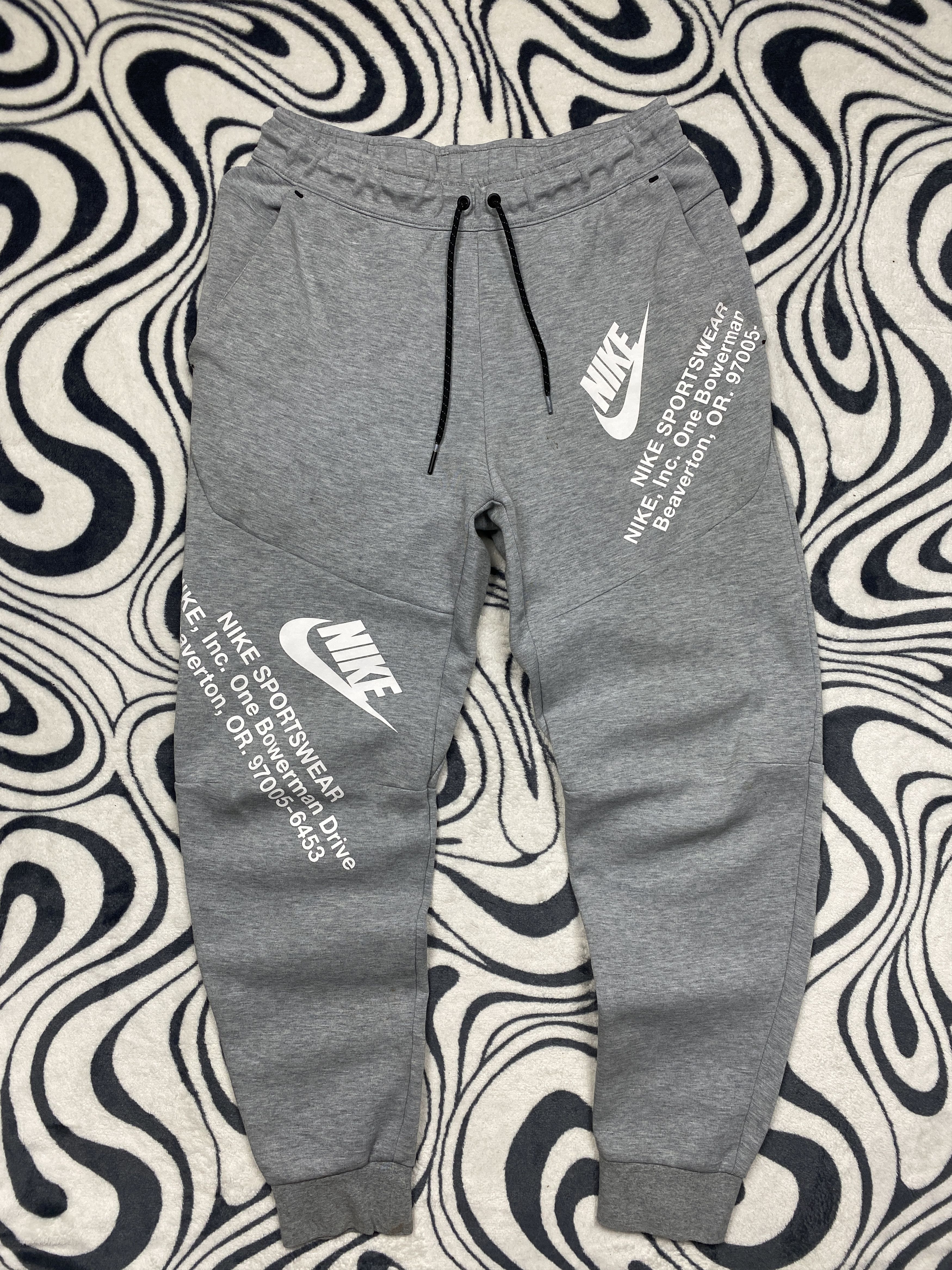 Nike Nike Sweatpants Mens Cotton Baggy Track Pants Y2K Size US 32 / EU 48 - 1 Thumbnail