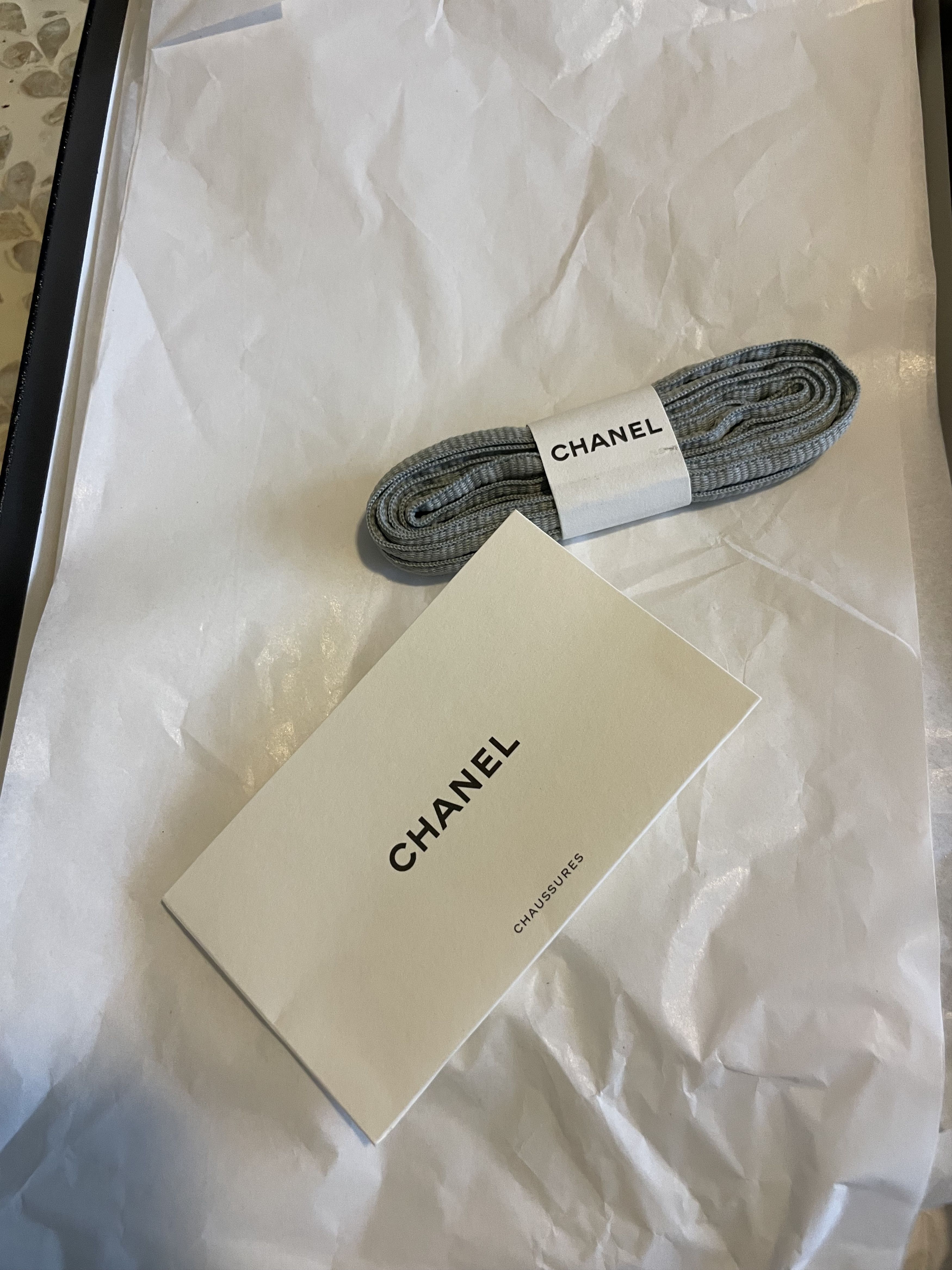 Chanel Chanel Runner Laminated Interlocking Metallic Brand New Size US 7 / IT 37 - 10 Thumbnail