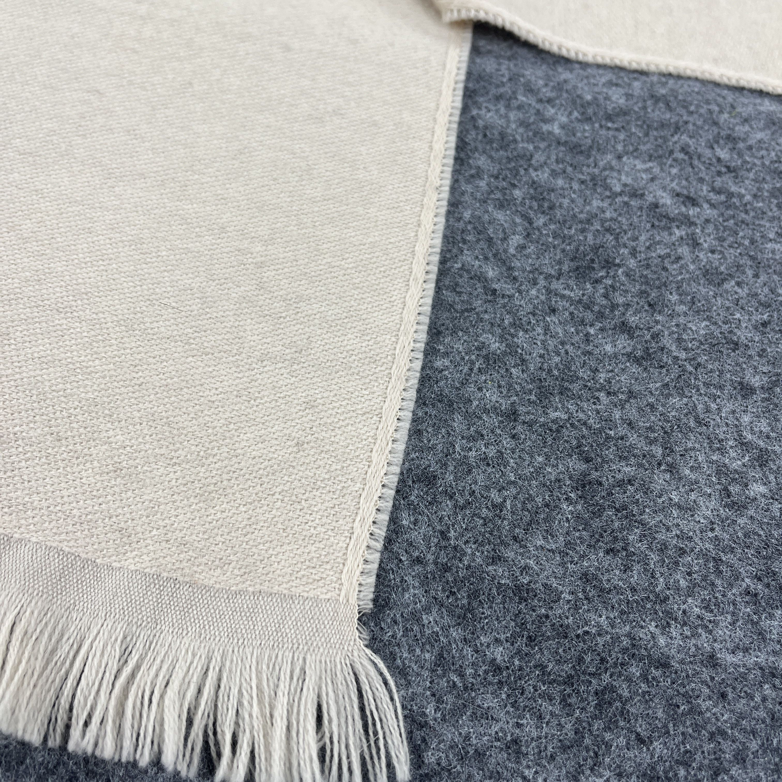 Emporio Armani Emporio Armani Scarf / Muffler / Neckwear T866 Size ONE SIZE - 10 Thumbnail