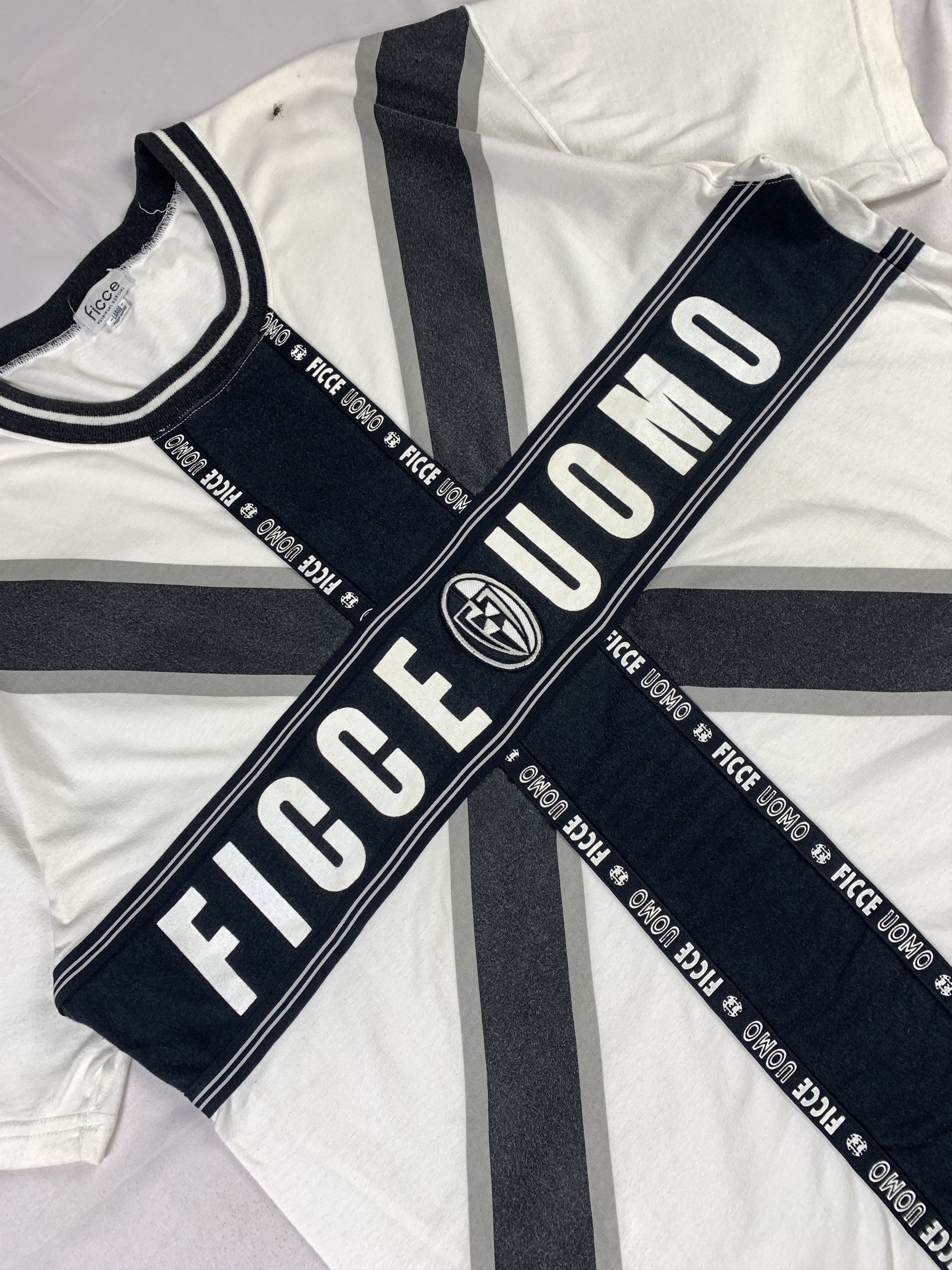 Yoshiyuki Konishi Ficce by Yoshiyuki Konishi White Jack Flag Tee (L) Size US L / EU 52-54 / 3 - 3 Thumbnail