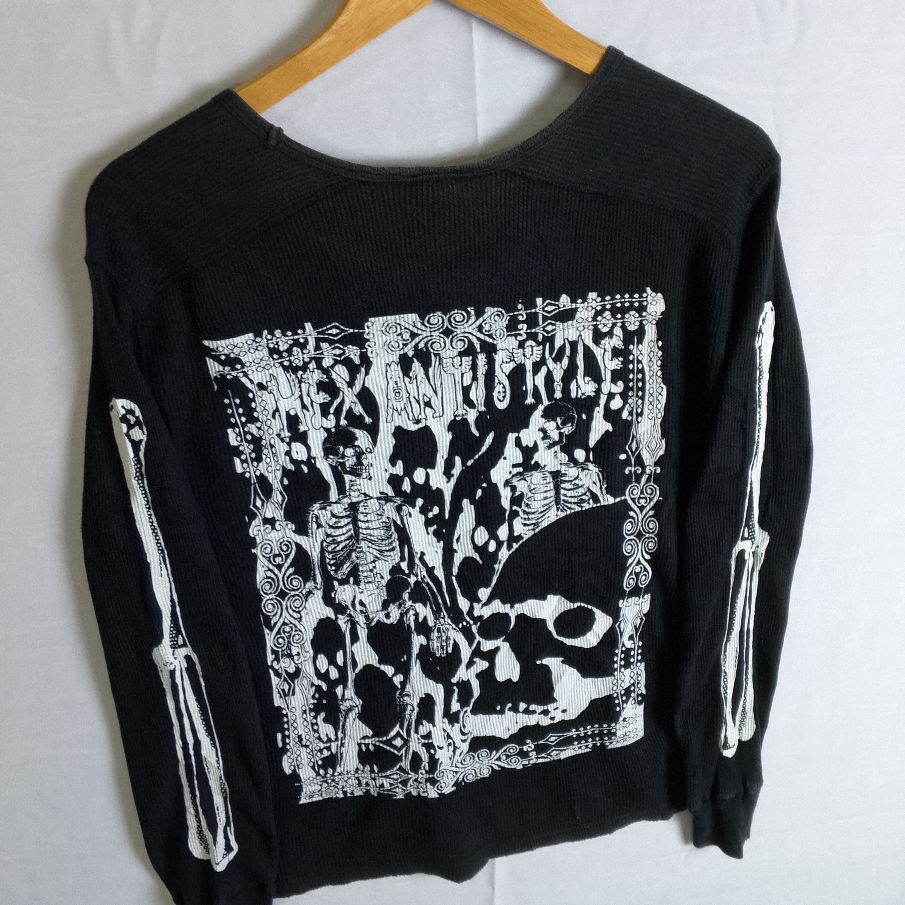 If Six Was Nine Hex Antistyle Skull Bones Skull Graphic Tee Size US M / EU 48-50 / 2 - 3 Thumbnail