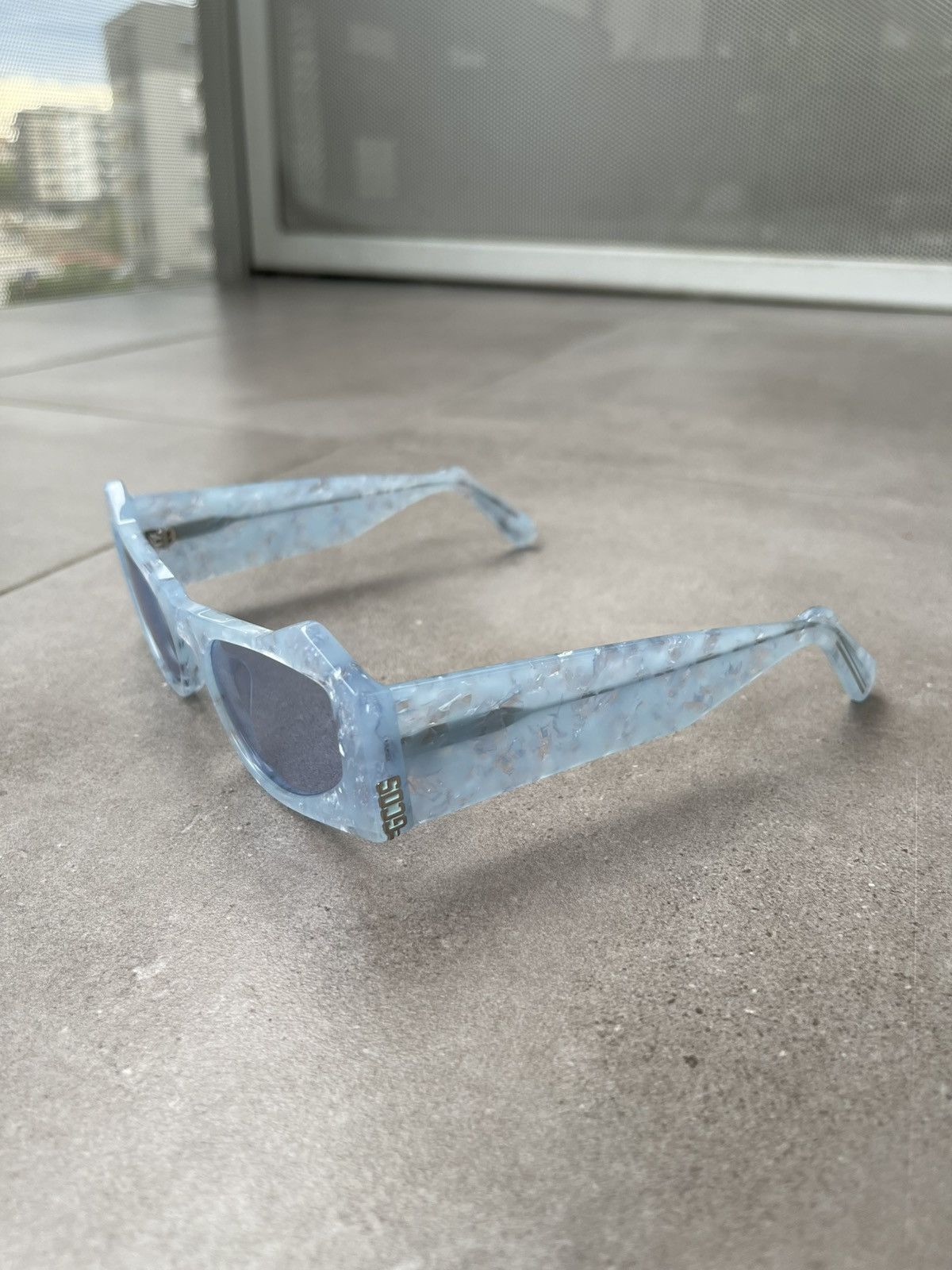 GCDS !DS! SS23 GCDS Cat Eye Marble Blue Sunglasses Size ONE SIZE - 5 Thumbnail