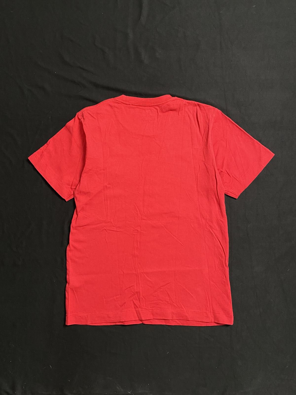 Kaws Rare Uniqlo Kaws SS2016 Companion Crewneck Red T-Shirt Small Size US S / EU 44-46 / 1 - 5 Thumbnail