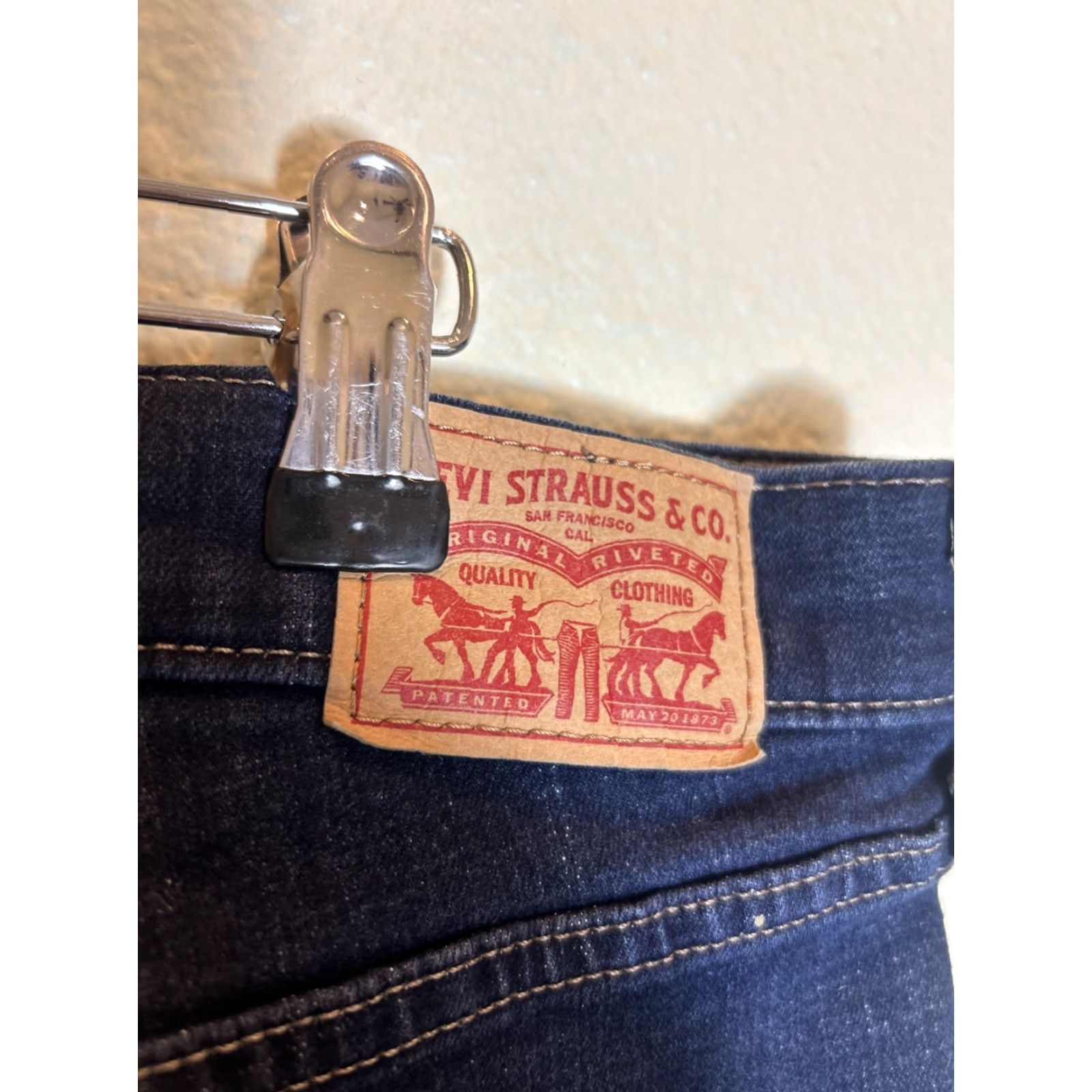 Levi's Levi's Jeans Bootcut Women Size 18 Dark Wash 38x29 Blue Size 26" / US 2 / IT 38 - 7 Thumbnail