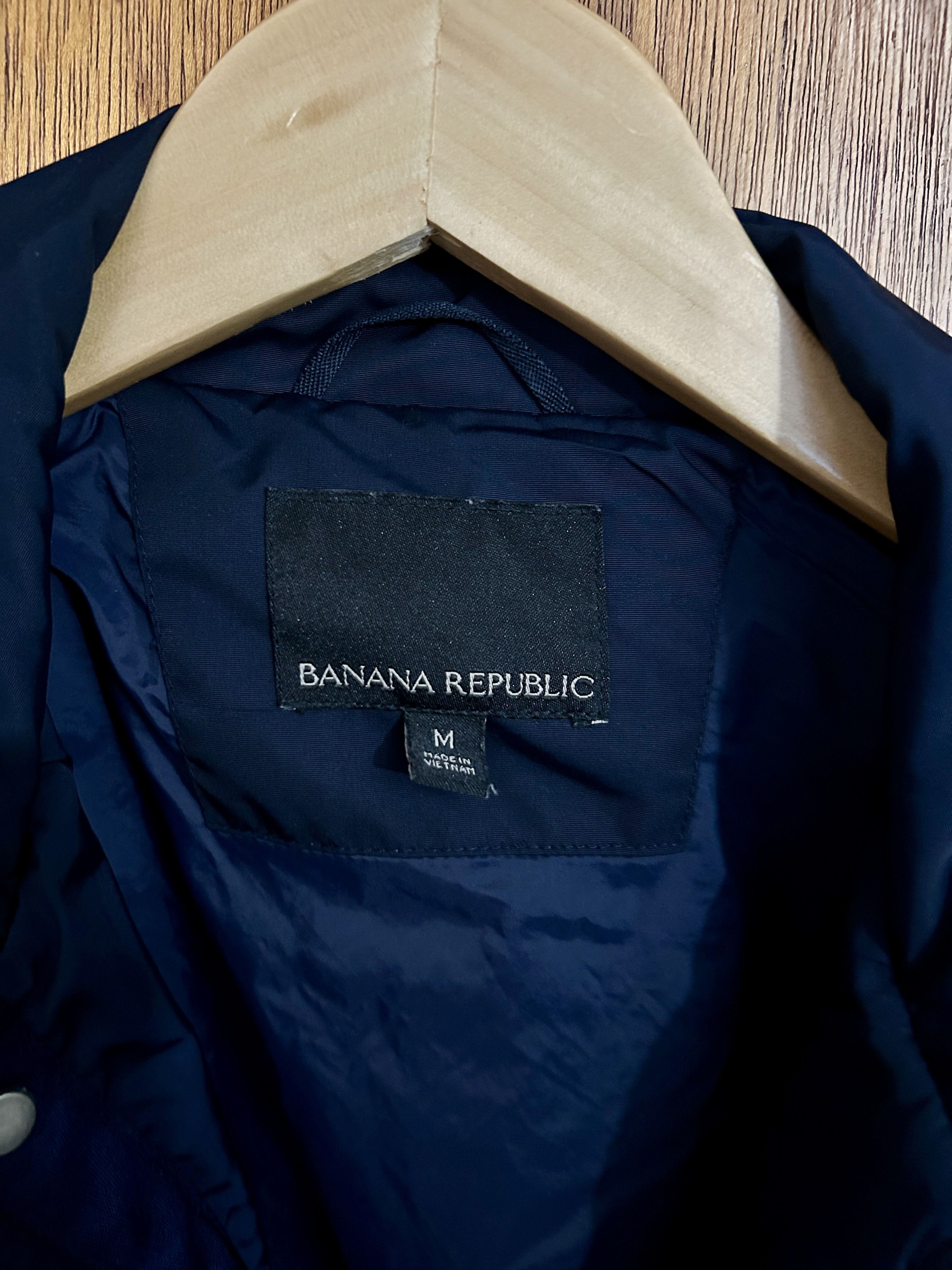 Banana Republic Banana Republic Navy Blue Rain Jacket Size US M / EU 48-50 / 2 - 2 Thumbnail