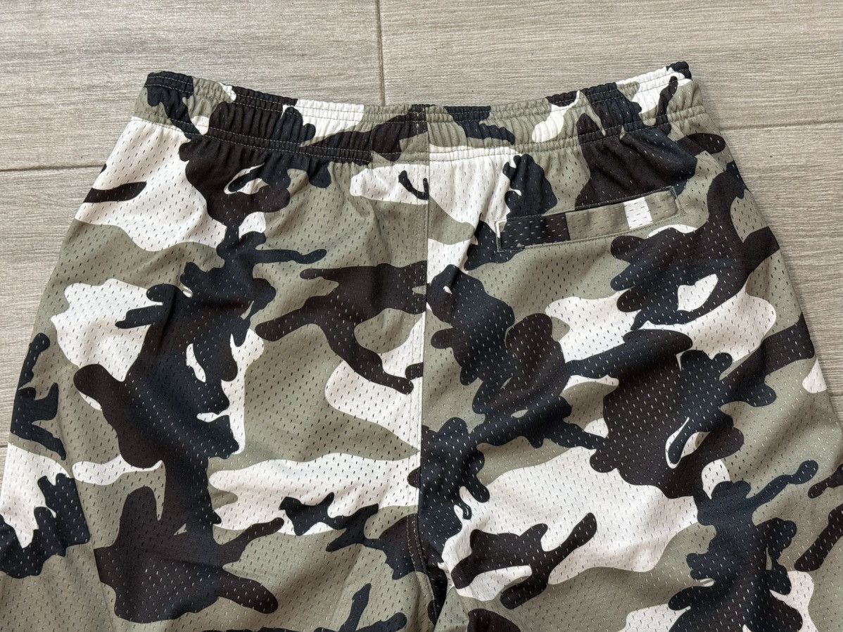 Stussy Men's Stussy Basic Mesh Shorts 112335 Snow Camo Sz Large New Size US 36 / EU 52 - 10 Thumbnail