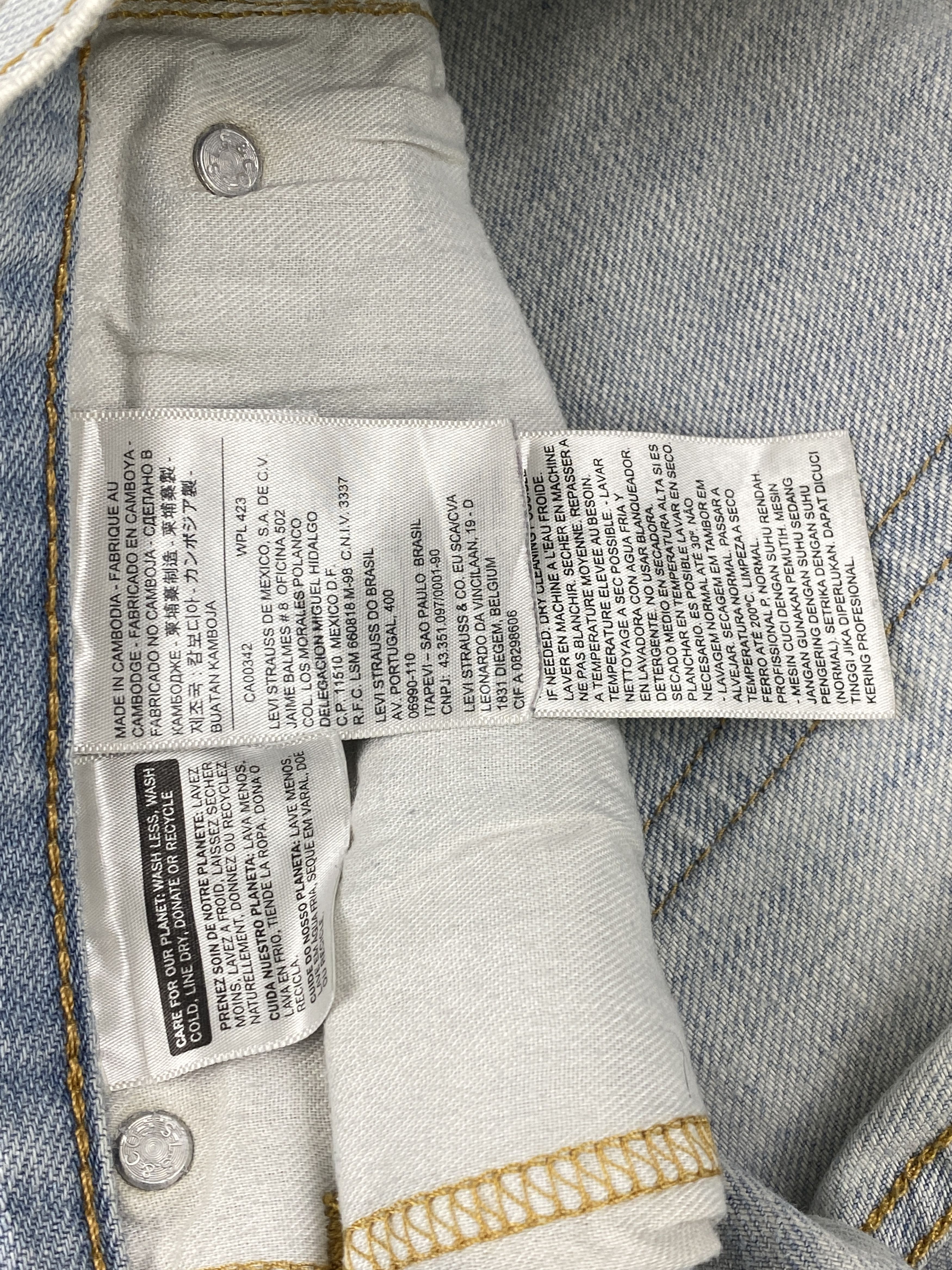 Levi's × Vintage Distressed Light Washed Vintage Levi's 527 Bootcut Jeans Size US 34 / EU 50 - 13 Thumbnail