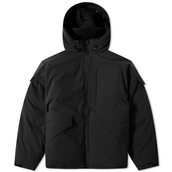 Daiwa Pier39 TECH PADDING MIL JACKET | Grailed