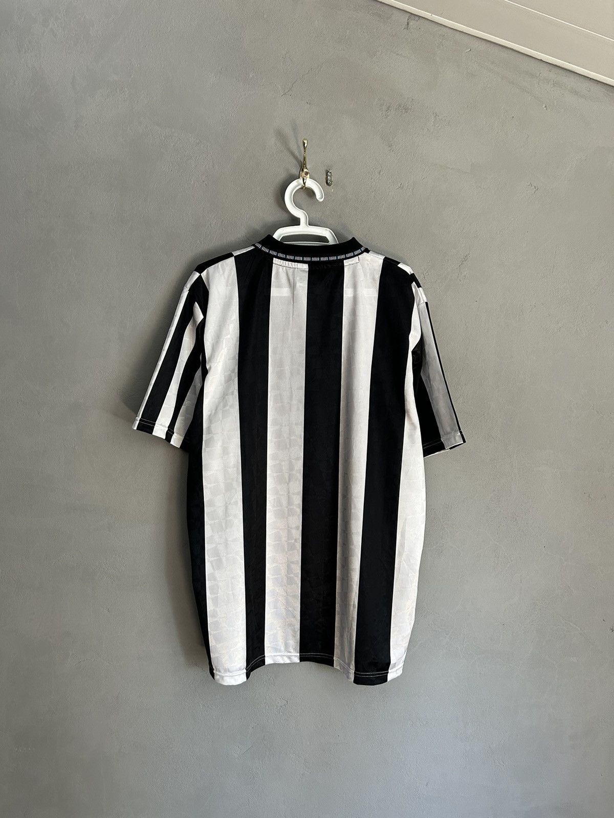 Other Newcastle United Football Shirt Score Draw 1990 Home Jersey Size US XL / EU 56 / 4 - 7 Thumbnail