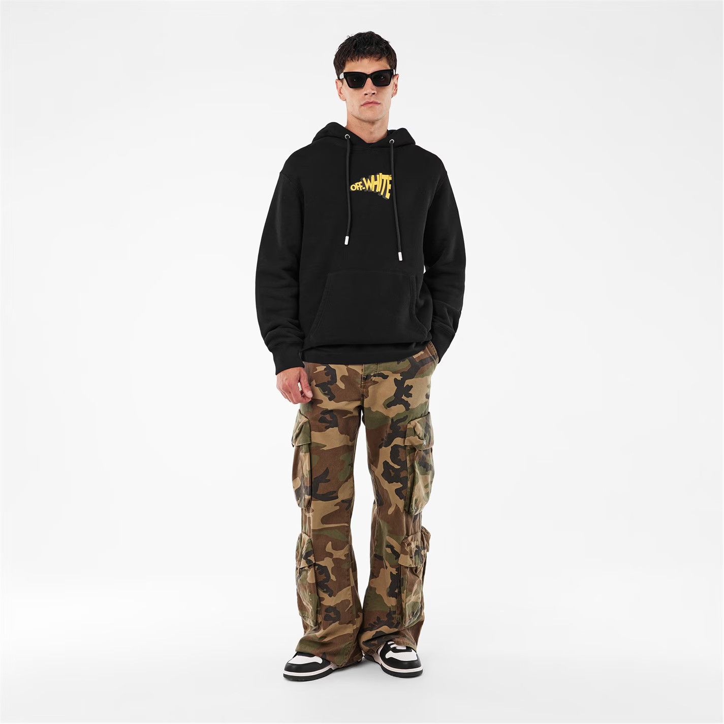 Off-White o1g2r1mq0226 Cartoon Arrows Slim Fit Hoodie In Black Size US XS / EU 42 / 0 - 6 Thumbnail
