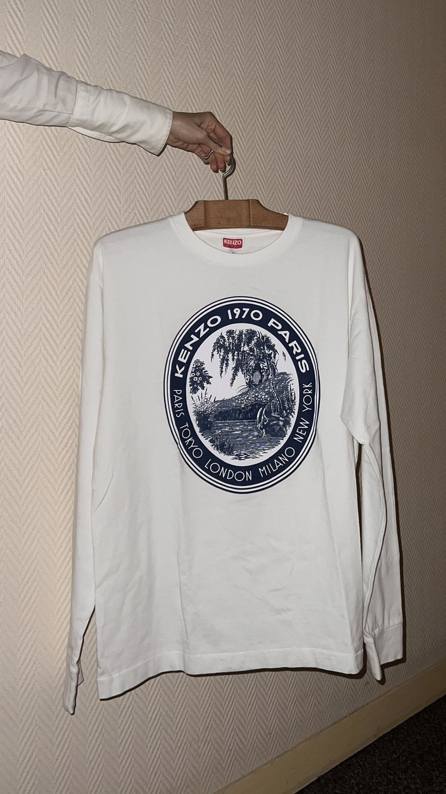 Kenzo Pull Kenzo new white and blue Size US M / EU 48-50 / 2 - 1 Thumbnail