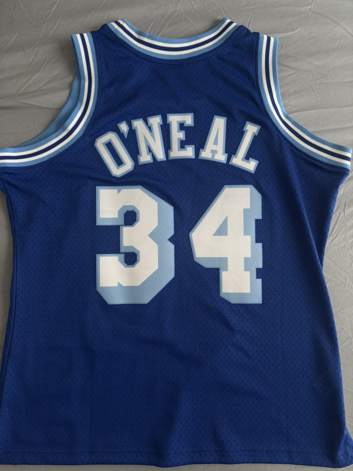 Mitchell & Ness Lakers Jersey Size L Size US L / EU 52-54 / 3 - 3 Thumbnail
