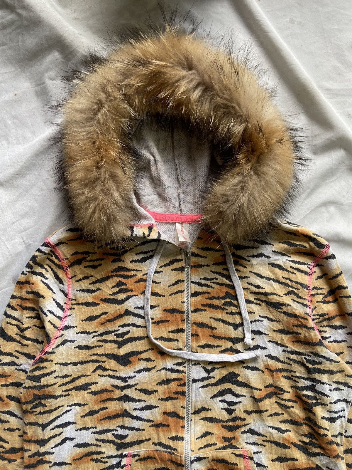 Japanese Brand TIGER PRINTED FUR ZIP HOODIE Size US S / EU 44-46 / 1 - 2 Thumbnail