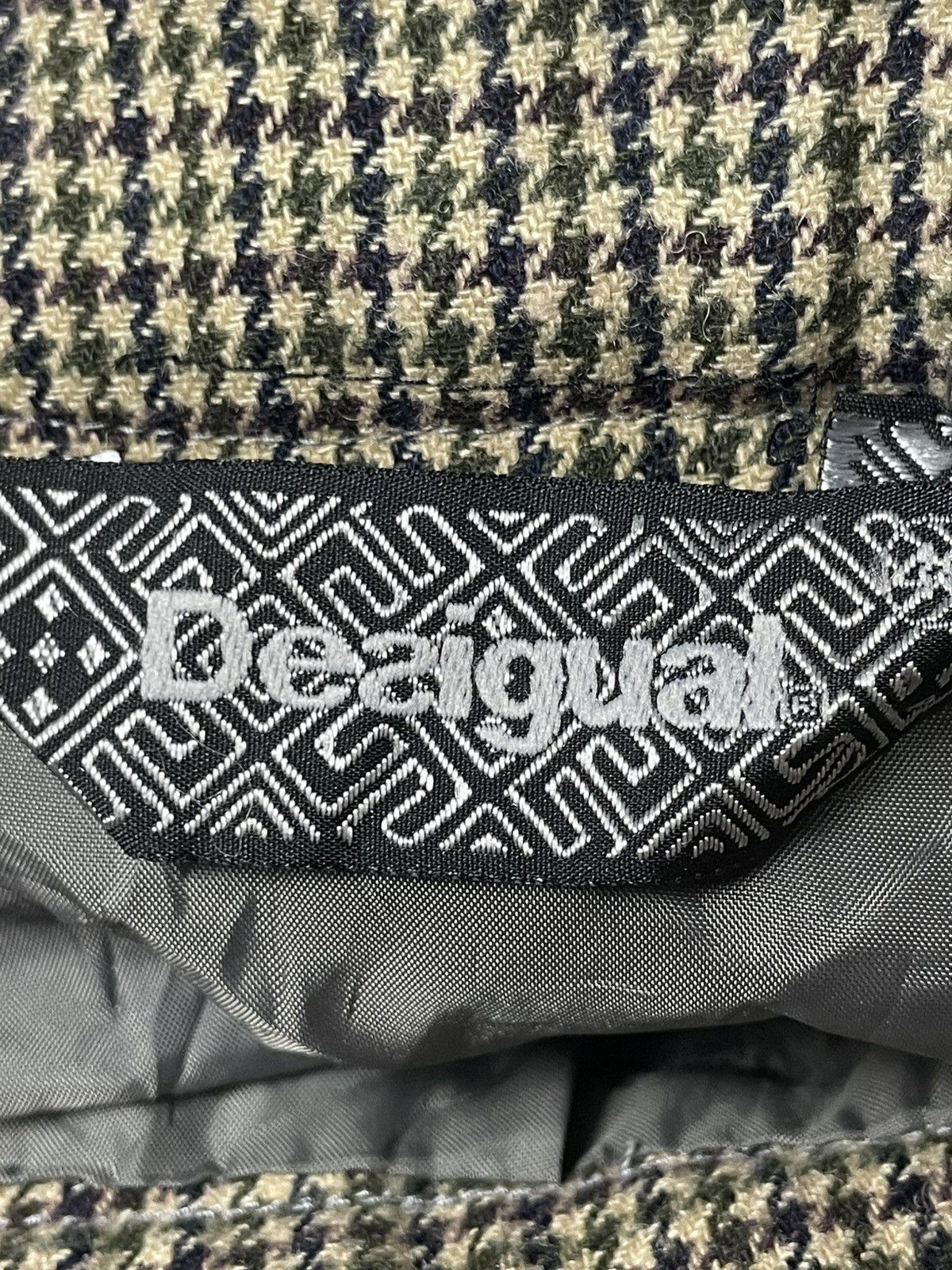 Desigual × Japanese Brand × Vintage DESIGUAL Parachute Style Mini Skirt (104) Size 25" / US 0 / IT 36 - 10 Thumbnail