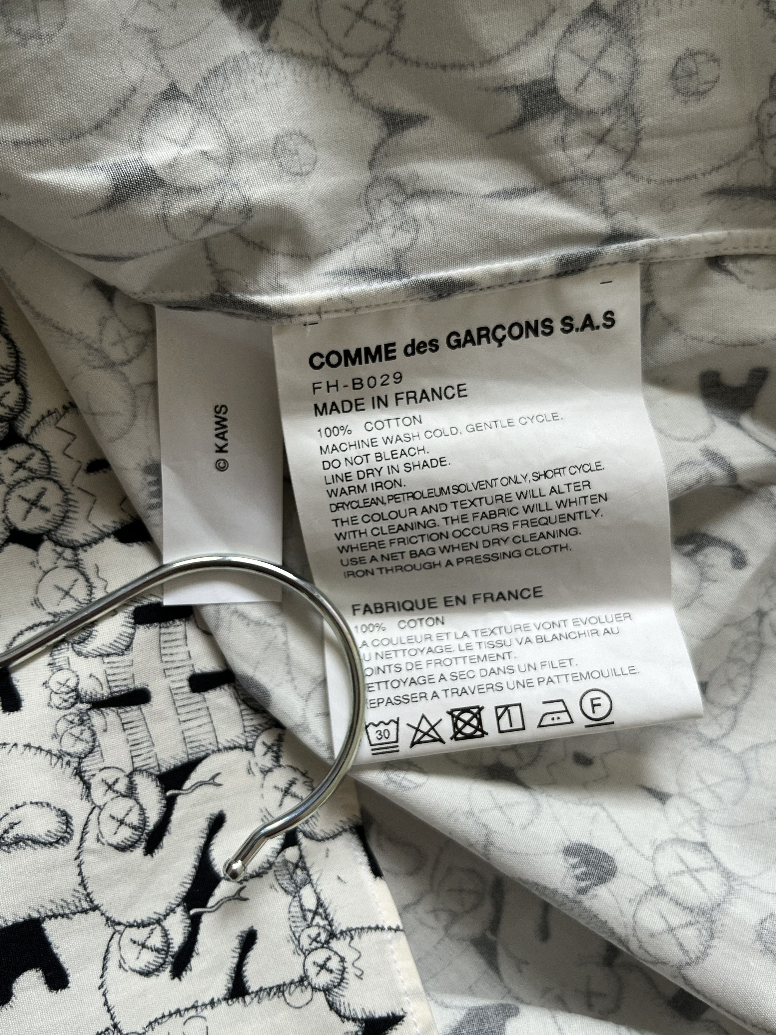 Comme des Garcons SHIRT × Kaws Comme des Garcons SHIRT x KAWS button shirt Size US M / EU 48-50 / 2 - 4 Thumbnail