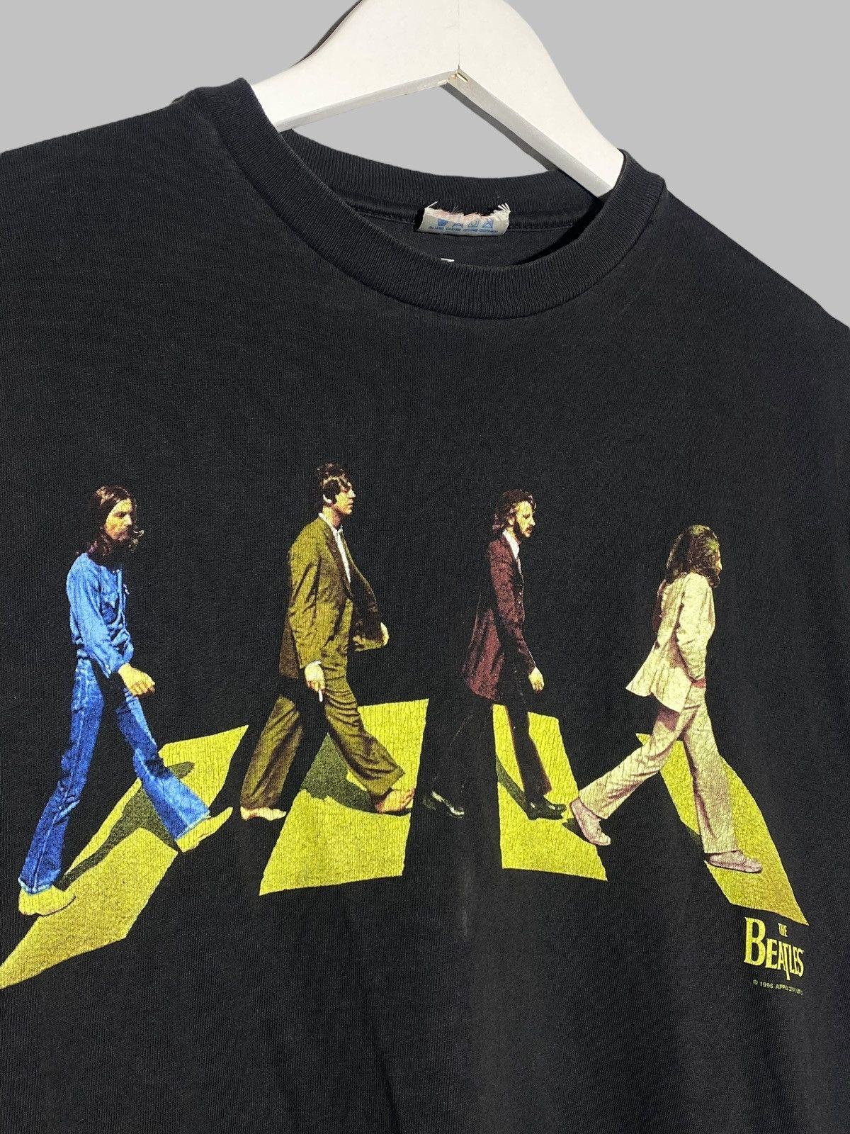 Band Tees 🔥 Y2K THE BEATLES ABBEY ROAD BAND TEE VINTAGE VIBES 🔥 Size US L / EU 52-54 / 3 - 3 Thumbnail
