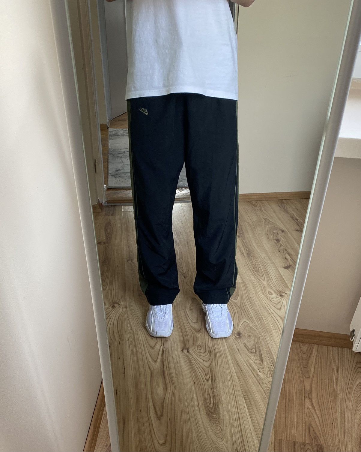Nike × Vintage Vintage 00’s Nike Baggy Fit Sweatpants Trackpants Size US 34 / EU 50 - 4 Thumbnail