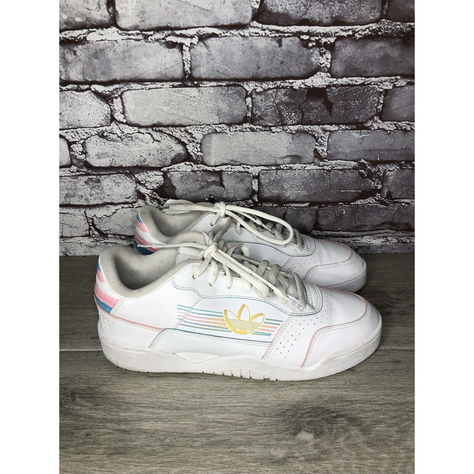 Adidas Adidas Love Unites White Leather Blue Pink Stripe Sneakers M Size US 10 / EU 43 - 15 Thumbnail