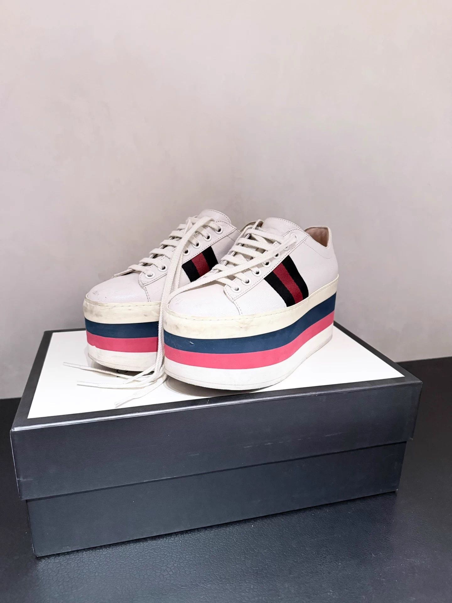 Gucci Gucci Women's Color Blocked Platform Shoes Size 35.5 Size US 5 / IT 35 - 1 Thumbnail