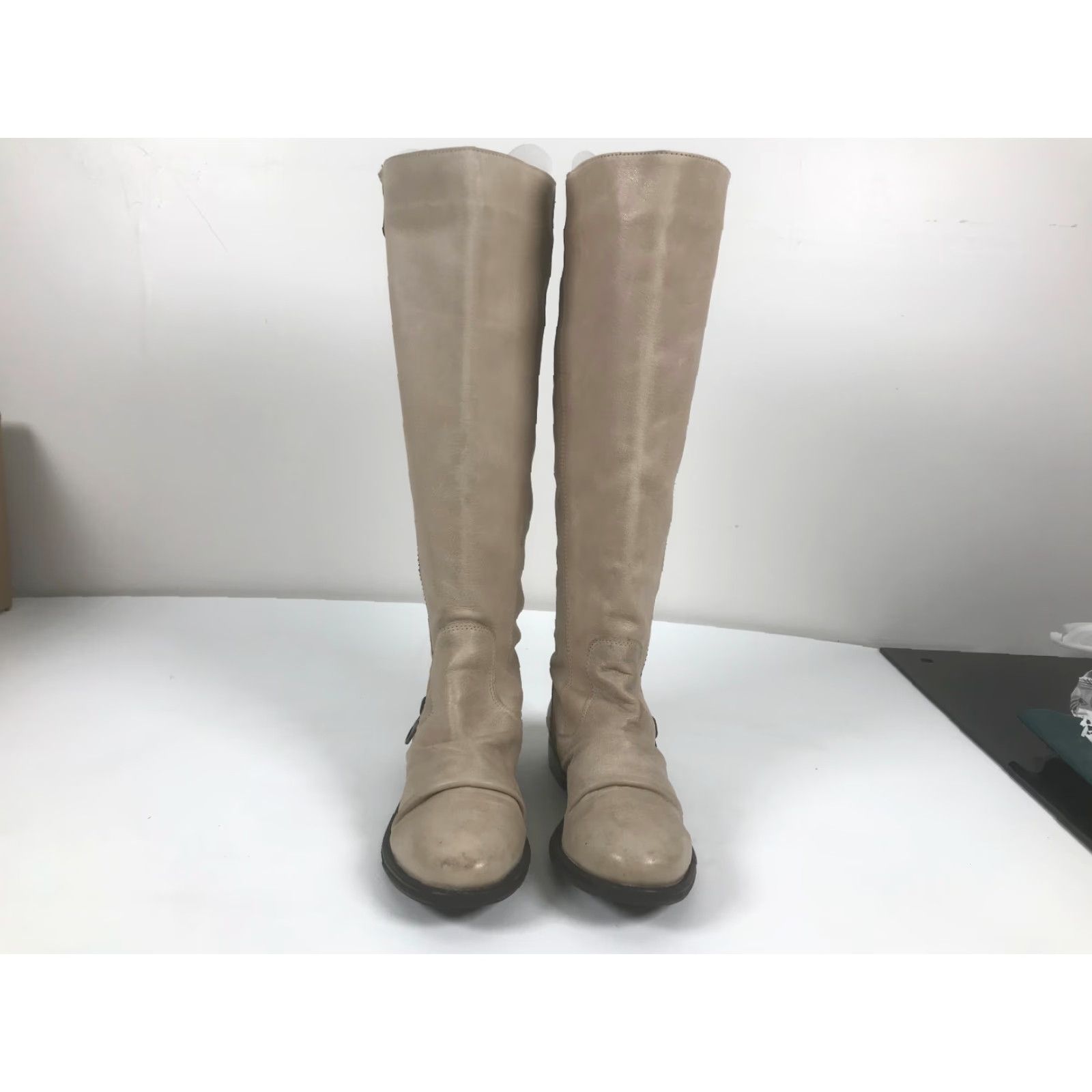Steve Madden Steve Madden Womens Sz 6.5 M Dual Zip Knee High Boots Biege Leather Size US 7 / IT 37 - 2 Thumbnail