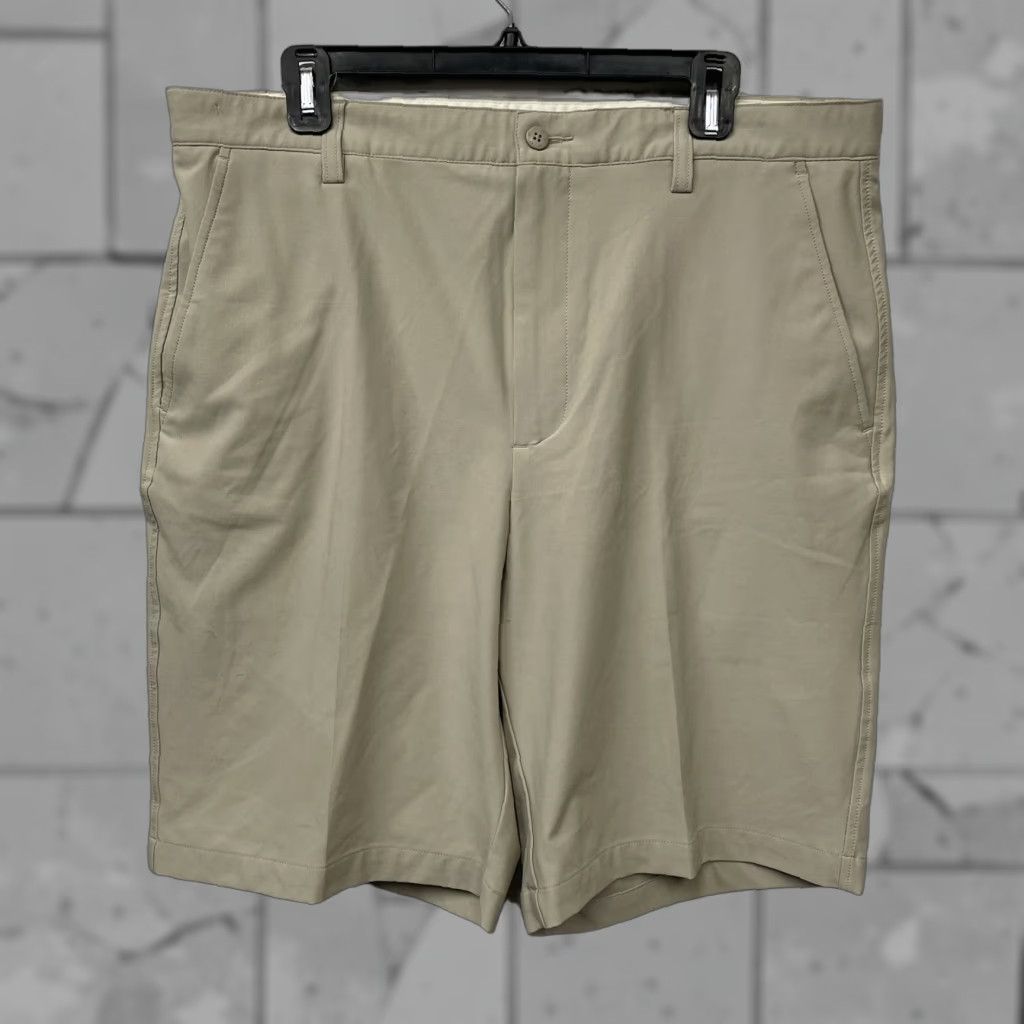 Footjoy FootJoy Golf Shorts Mens Size 36 Beige Polyester Blend Chino Size US 36 / EU 52 - 1 Thumbnail