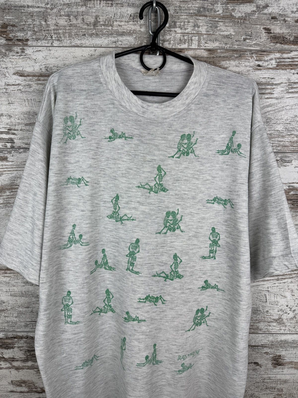 Vintage Vintage Fashion Victim 1990 Boning Skeletons Sex T-Shirt XL Size US XL / EU 56 / 4 - 3 Thumbnail
