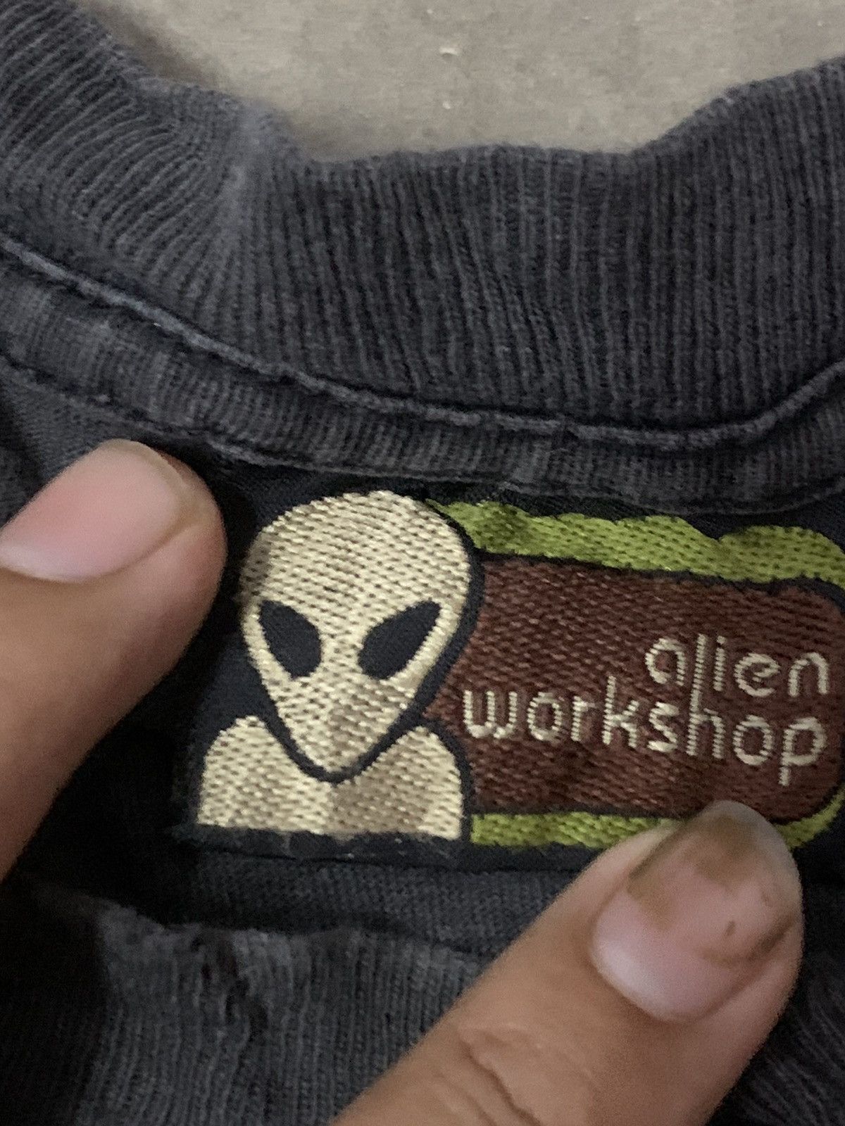 Alien Workshop × Vintage Vintage 1996 Alien Workshop Uncovered Aliens Tee Size US L / EU 52-54 / 3 - 5 Thumbnail