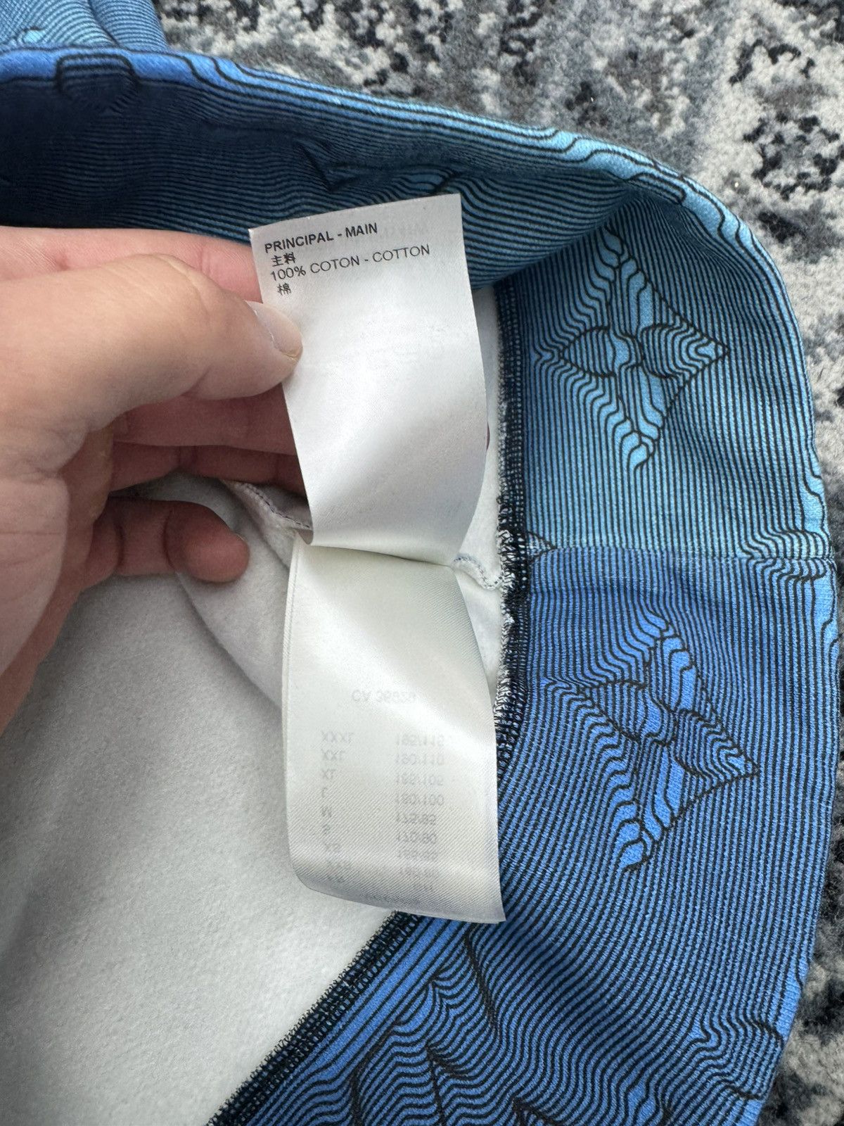 Louis Vuitton Louis Vuitton 2054 blue pull over hoodie Size US S / EU 44-46 / 1 - 9 Thumbnail