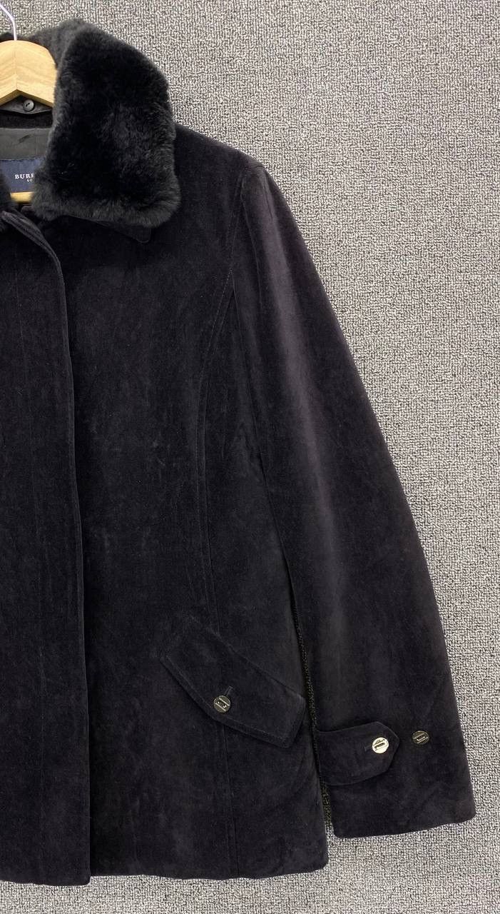 Burberry Vintage Burberry London Faux Fur Hooded Velvet Jacket Size XS / US 0-2 / IT 36-38 - 5 Thumbnail