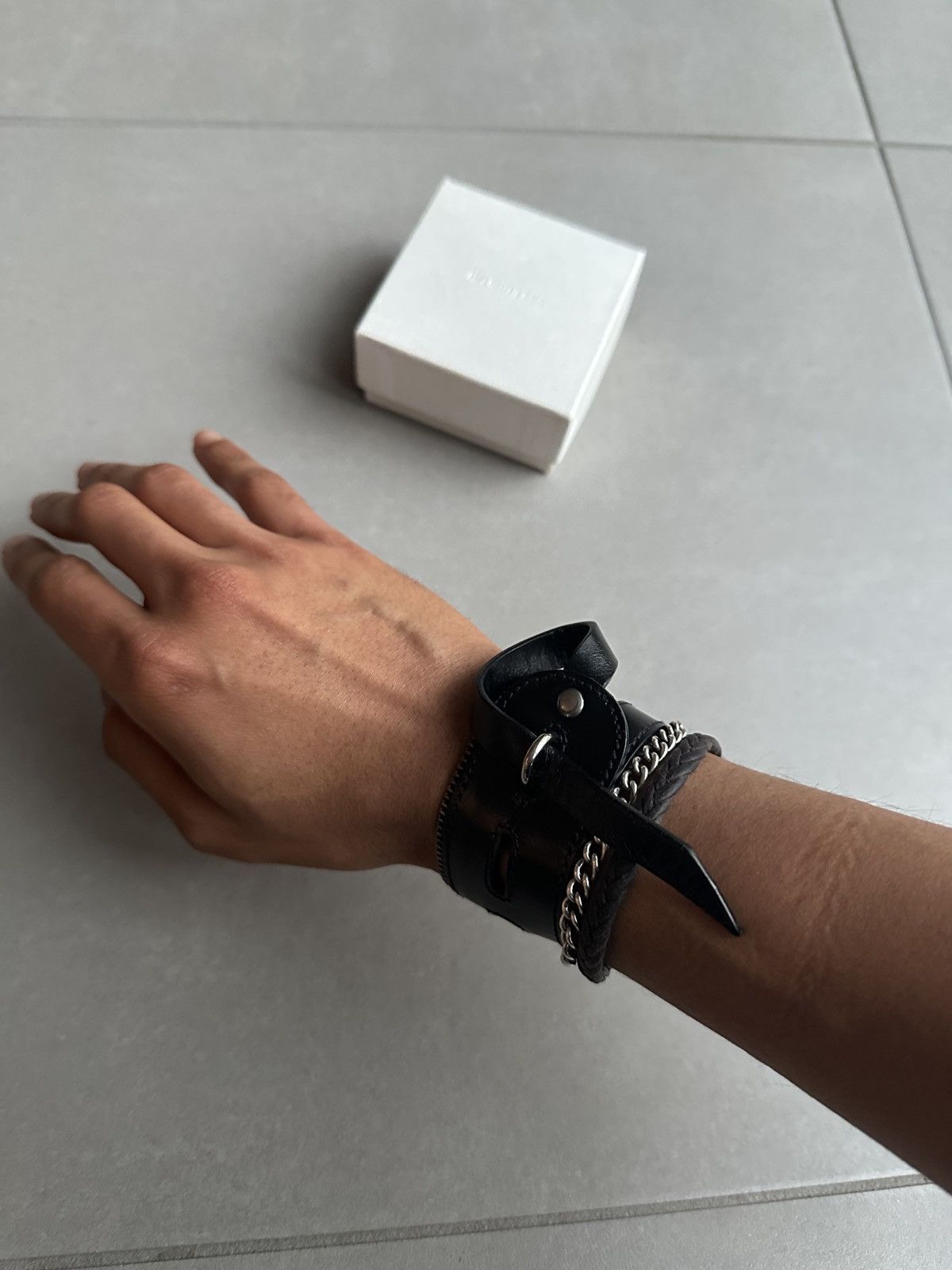 Helmut Lang Helmut Lang circa 01-05 leather zipper bracelet Size ONE SIZE - 2 Thumbnail