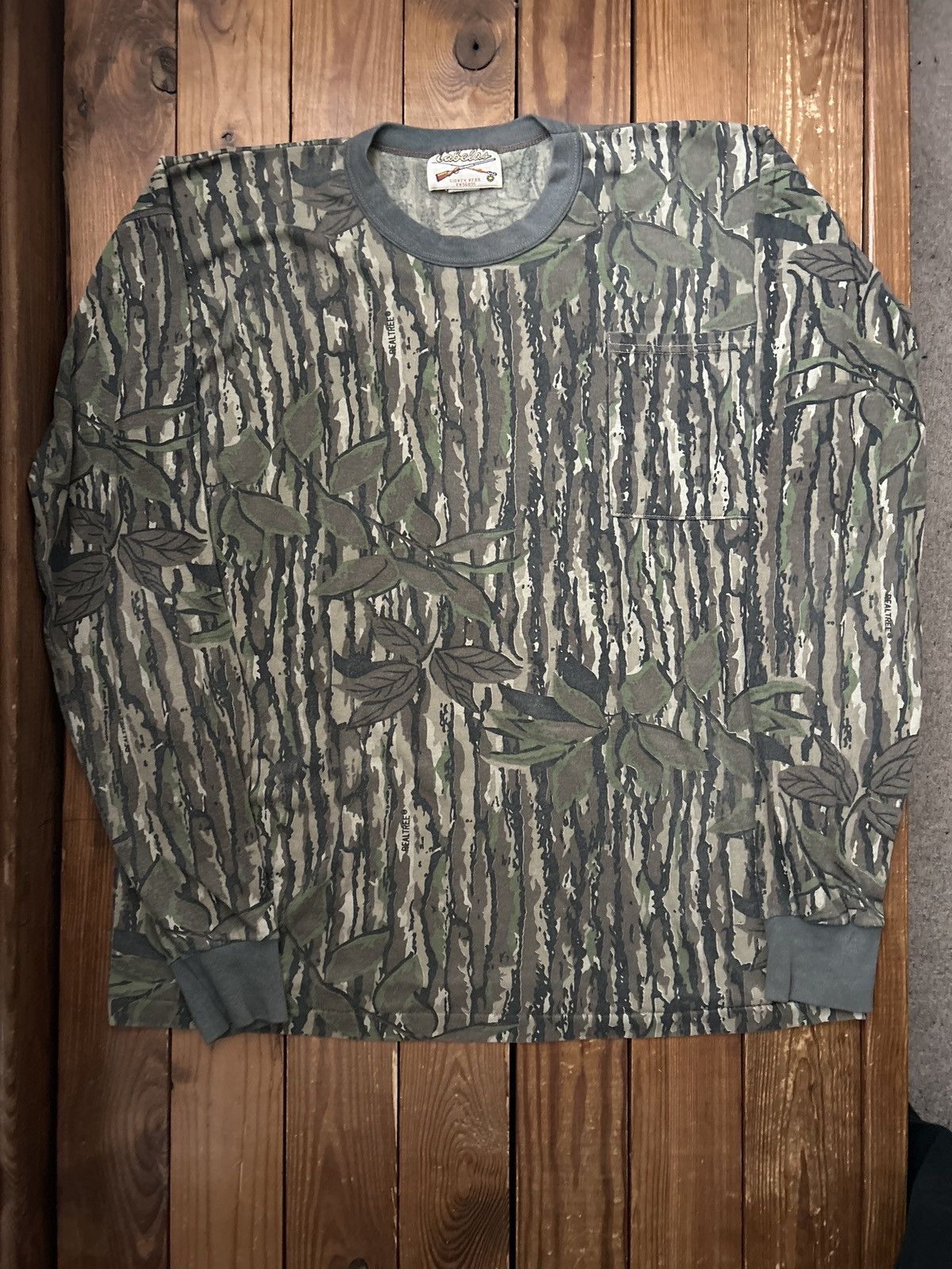 Cabelas × Realtree × Vintage Vintage 80s Real Tree Cabelas Long Sleeve Shirt Size US XL / EU 56 / 4 - 1 Thumbnail