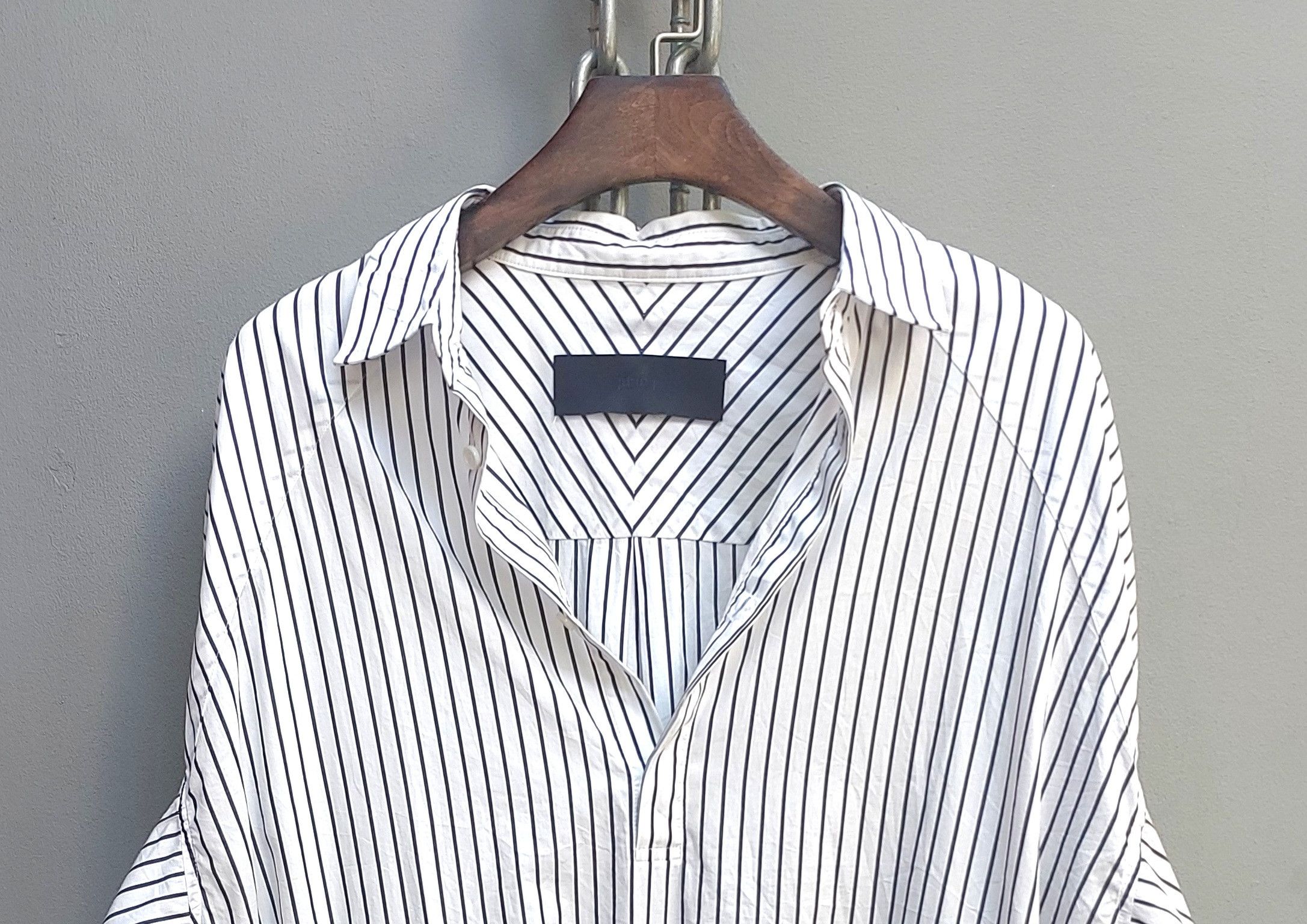Juun.J Juun.J Oversized Pinstripe Popover Shirt Size US S / EU 44-46 / 1 - 9 Thumbnail