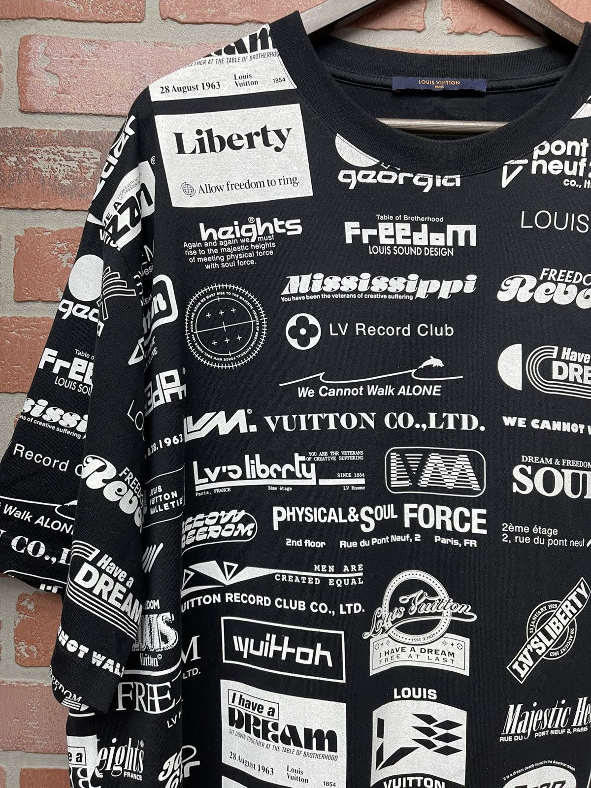 Louis Vuitton Size 4L - Louis Vuitton Black Cotton Allover Logos Printed Size US XXL / EU 58 / 5 - 2 Thumbnail