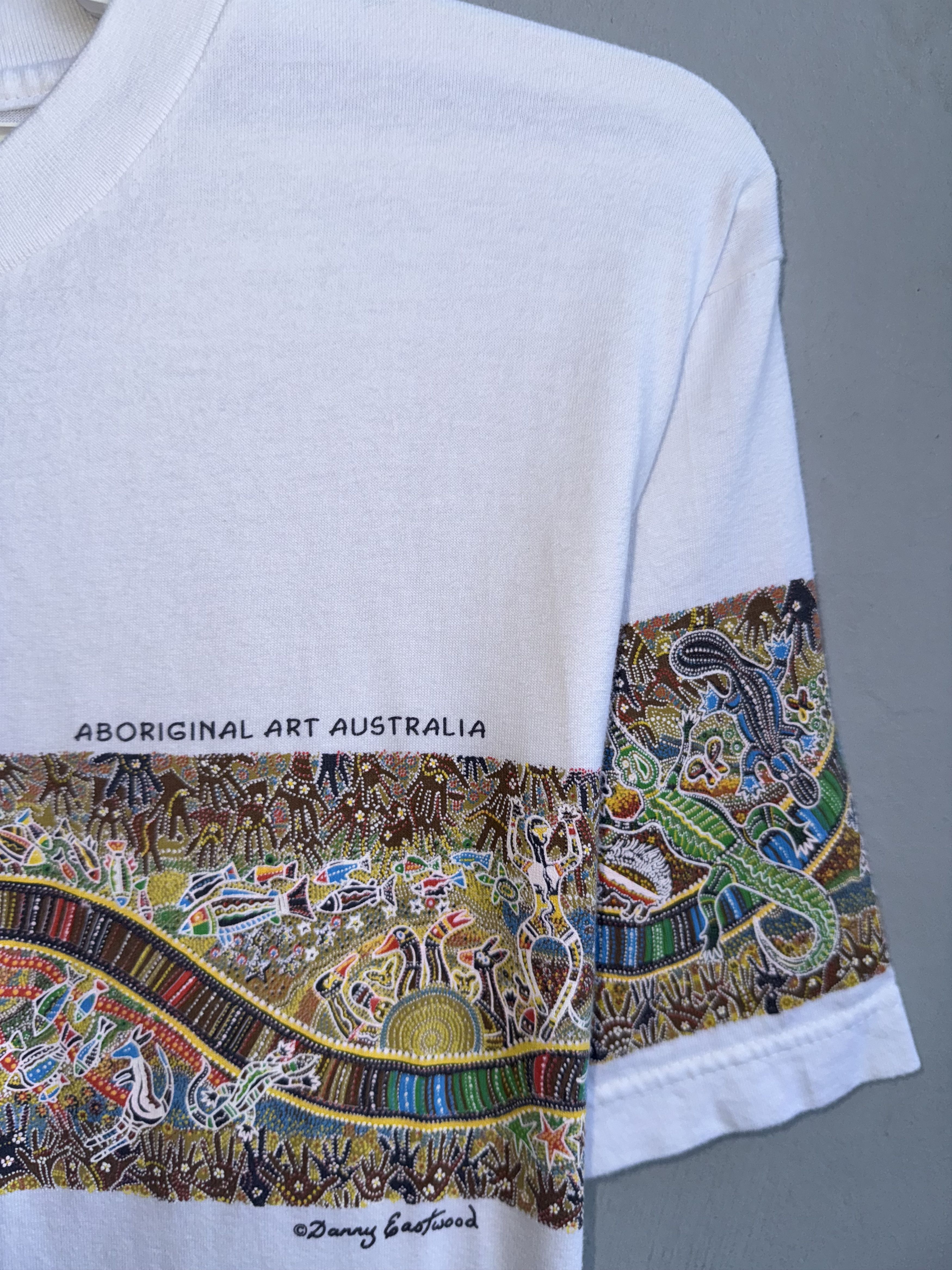 Vintage Vintage 90's Danny Eastwood Aboriginal Art Australia Tee Size US M / EU 48-50 / 2 - 4 Thumbnail