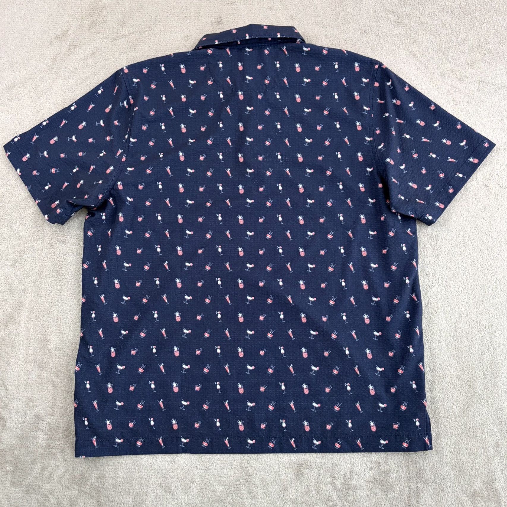 Tommy Bahama Tommy Bahama Island Zone Polo Shirt Men Large Blue Graphic Print Beach Designer Modern Island Zone 90% recycled polyester 10% spandex Regular Tee? Size US L / EU 52-54 / 3 - 5 Thumbnail