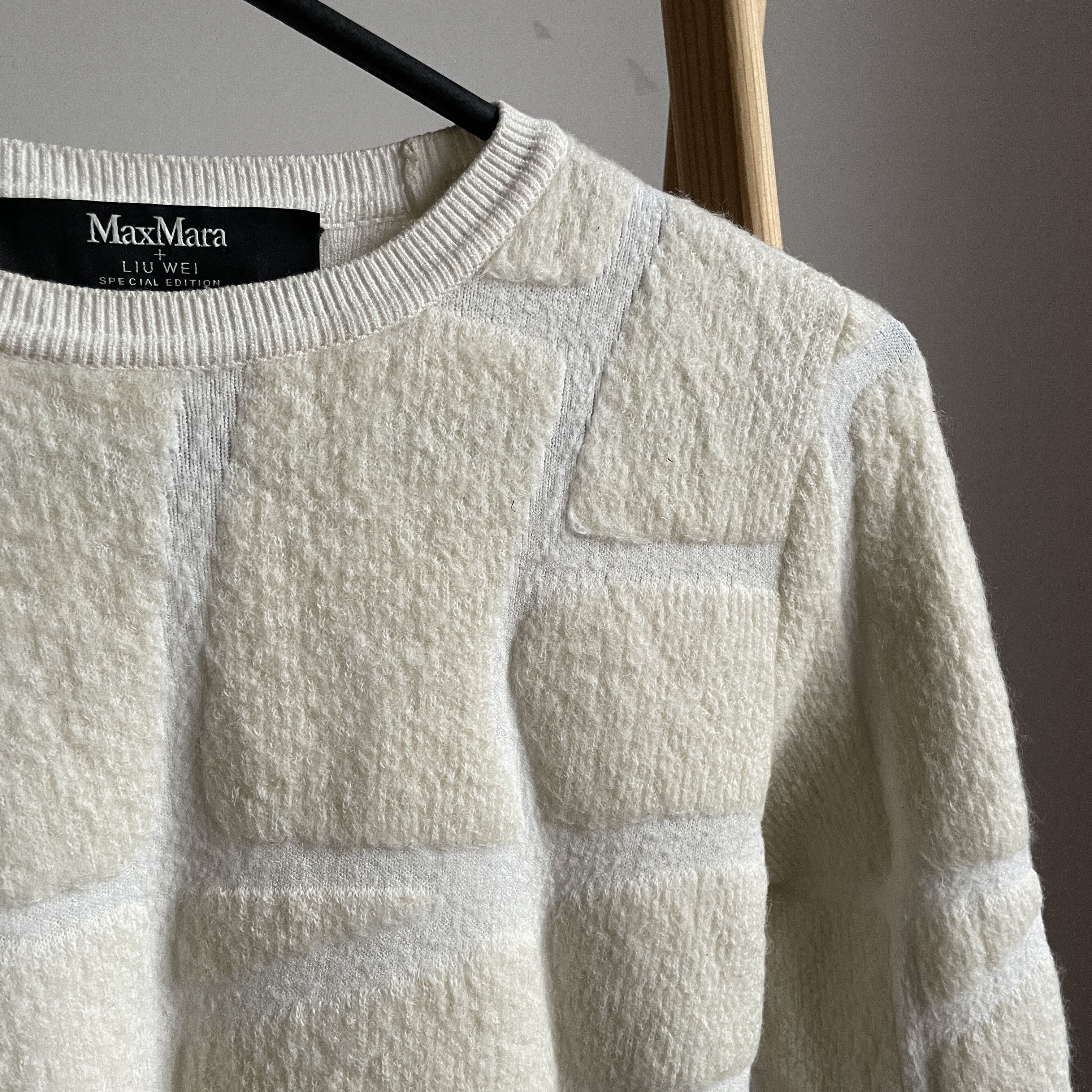 Max Mara Max Mara x Liu Wei Capsule Collection Monopolis Wool Sweater Size XS / US 0-2 / IT 36-38 - 5 Thumbnail