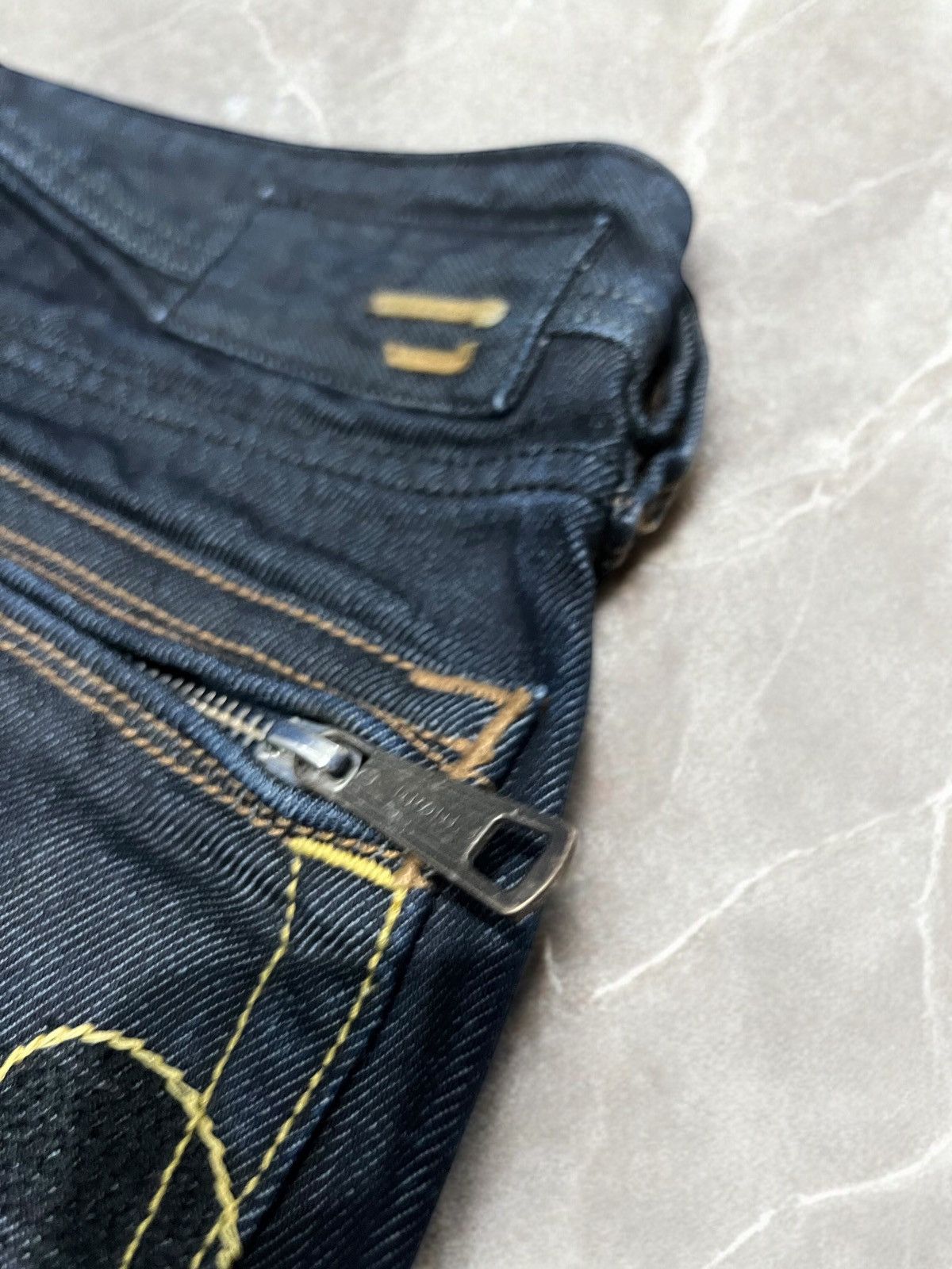 Diesel × Vintage DIESEL “YARIK” POCKET JEANS DENIM PANTS SELVEDGE VINTAGE Size US 32 / EU 48 - 11 Thumbnail