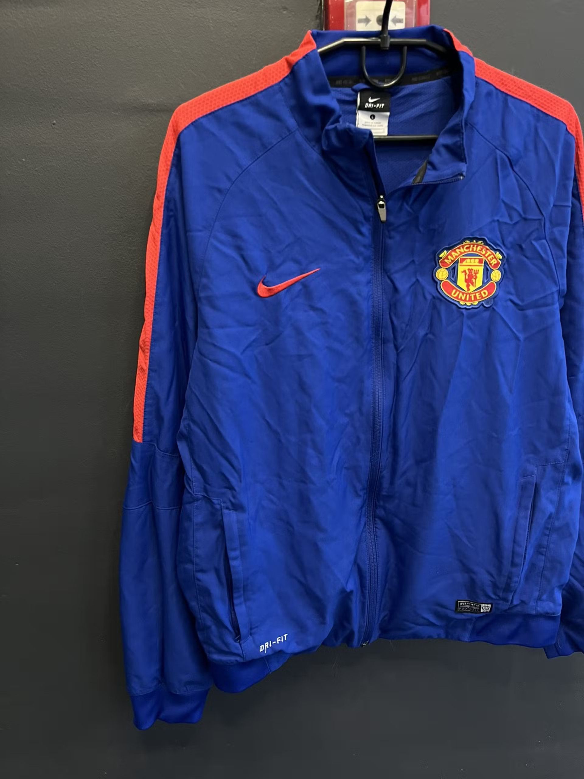 Nike Vintage Y2K Blokecore NIKE Manchester United Light Jacket