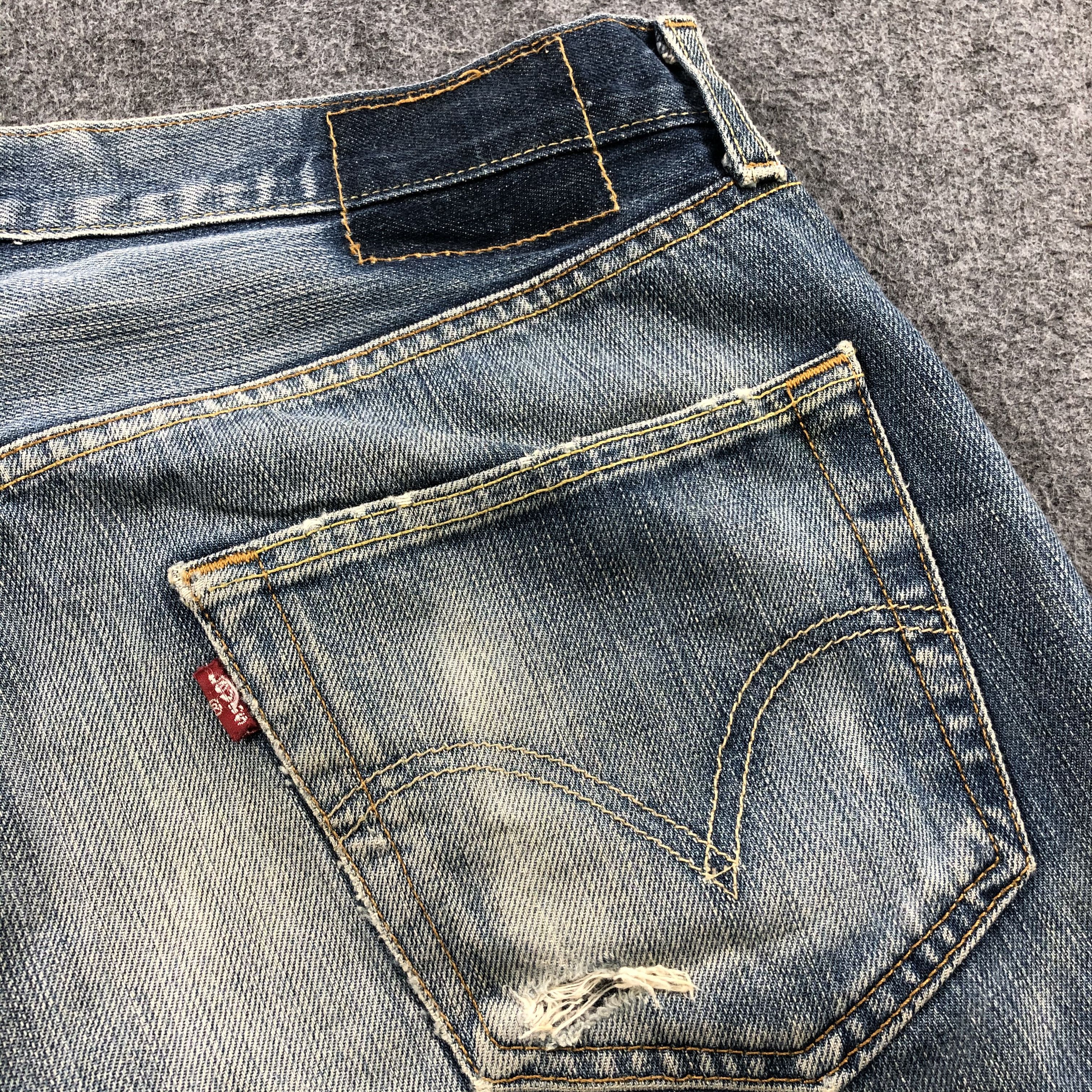 Levi's × Vintage Vintage Blue Wash Levis 501 Jeans-JM1392 Size US 33 - 6 Thumbnail