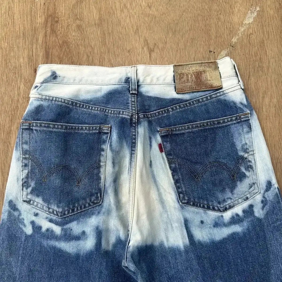 Le Grande Bleu (L.G.B.) STEALS VINTAGE EDWIN JEANS VERY RARE BLEACH ACID WASH DENIM Size US 28 / EU 44 - 14 Thumbnail