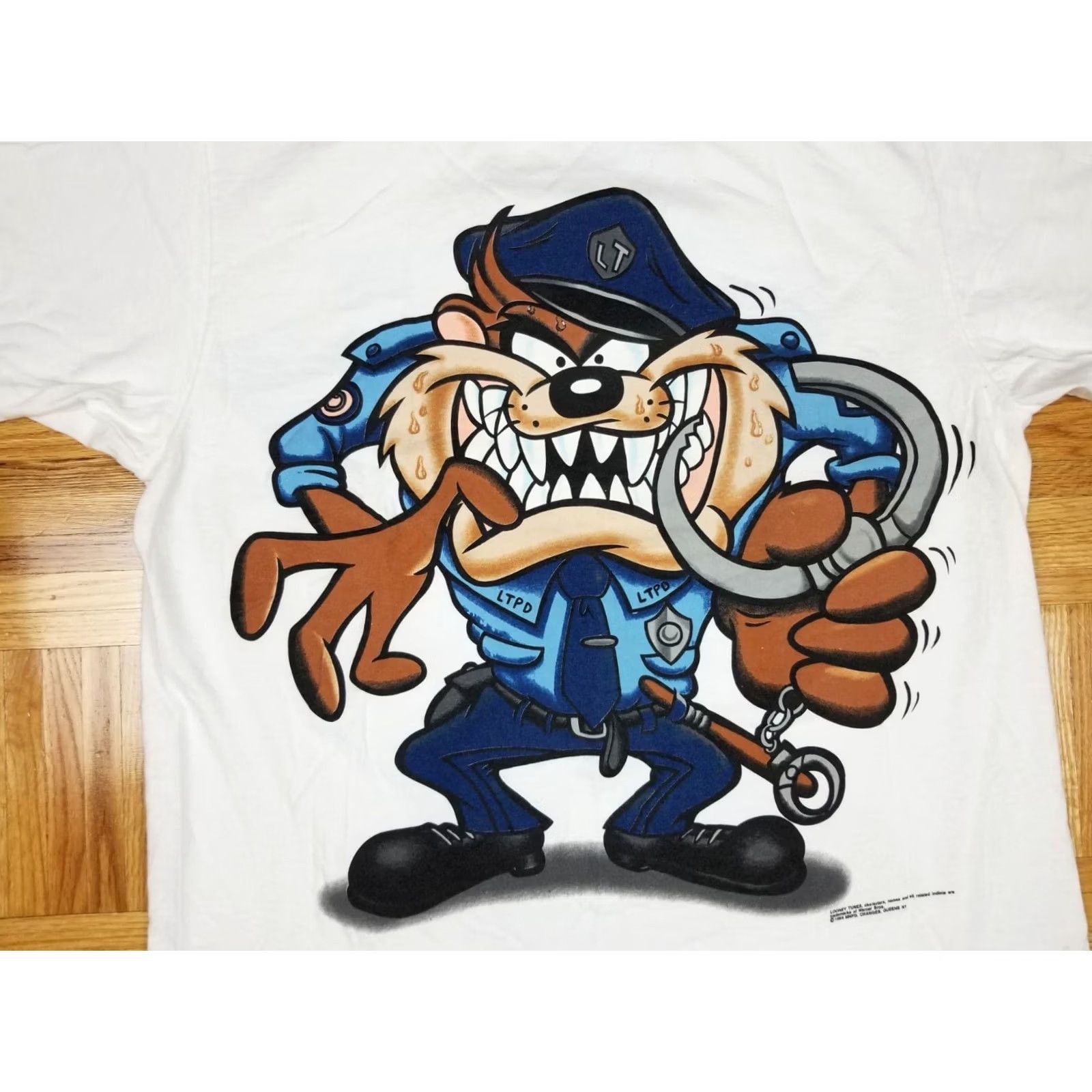 Vintage VINTAGE 94 TAZ TASMANIAN LOONEY TUNES WARNER BROS T-SHIRT LARGE White 2 SIDE PRINT Men Size US L / EU 52-54 / 3 - 2 Thumbnail